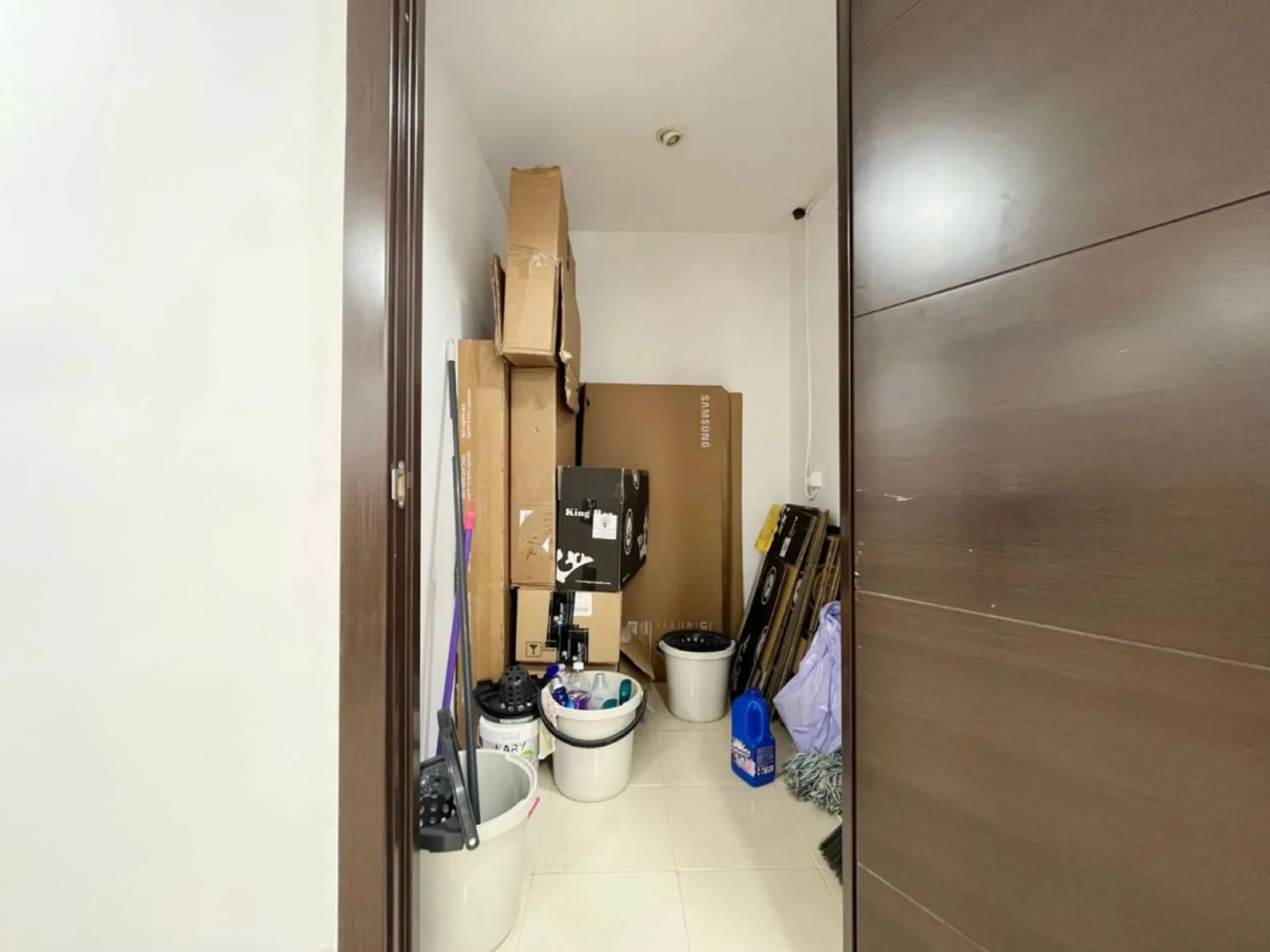 Commercial - Commercial Premises в продаже в Marbella, Málaga. Площадь дома 376 м²