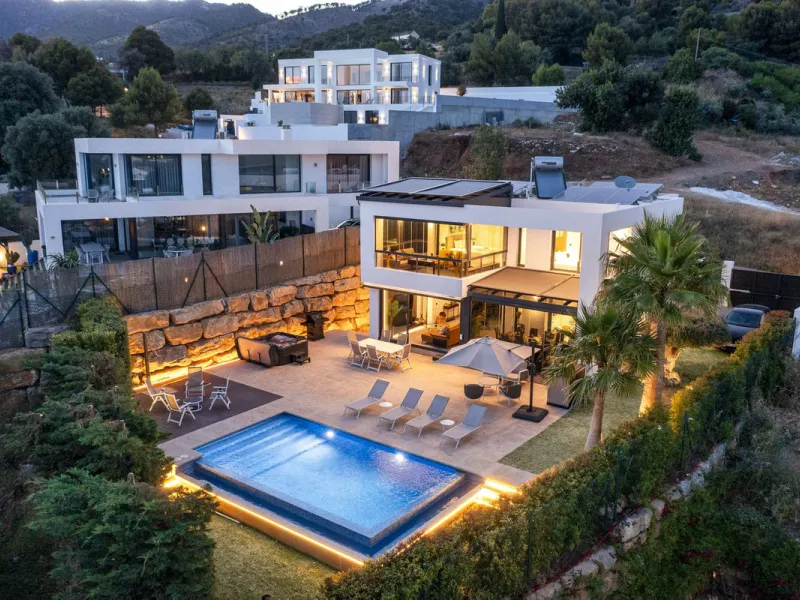For Sale – Villa Yara | Contemporary villa in Mijas with cinema room, sauna, pool & mountain views..
