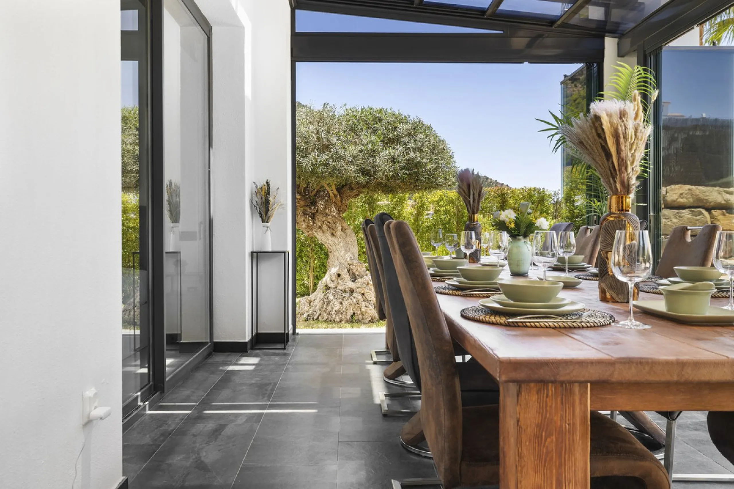 For Sale – Villa Yara | Contemporary villa in Mijas with cinema room, sauna, pool & mountain views..