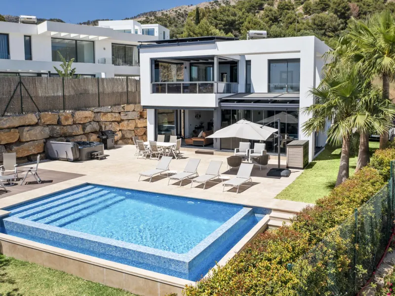 For Sale – Villa Yara | Contemporary villa in Mijas with cinema room, sauna, pool & mountain views..