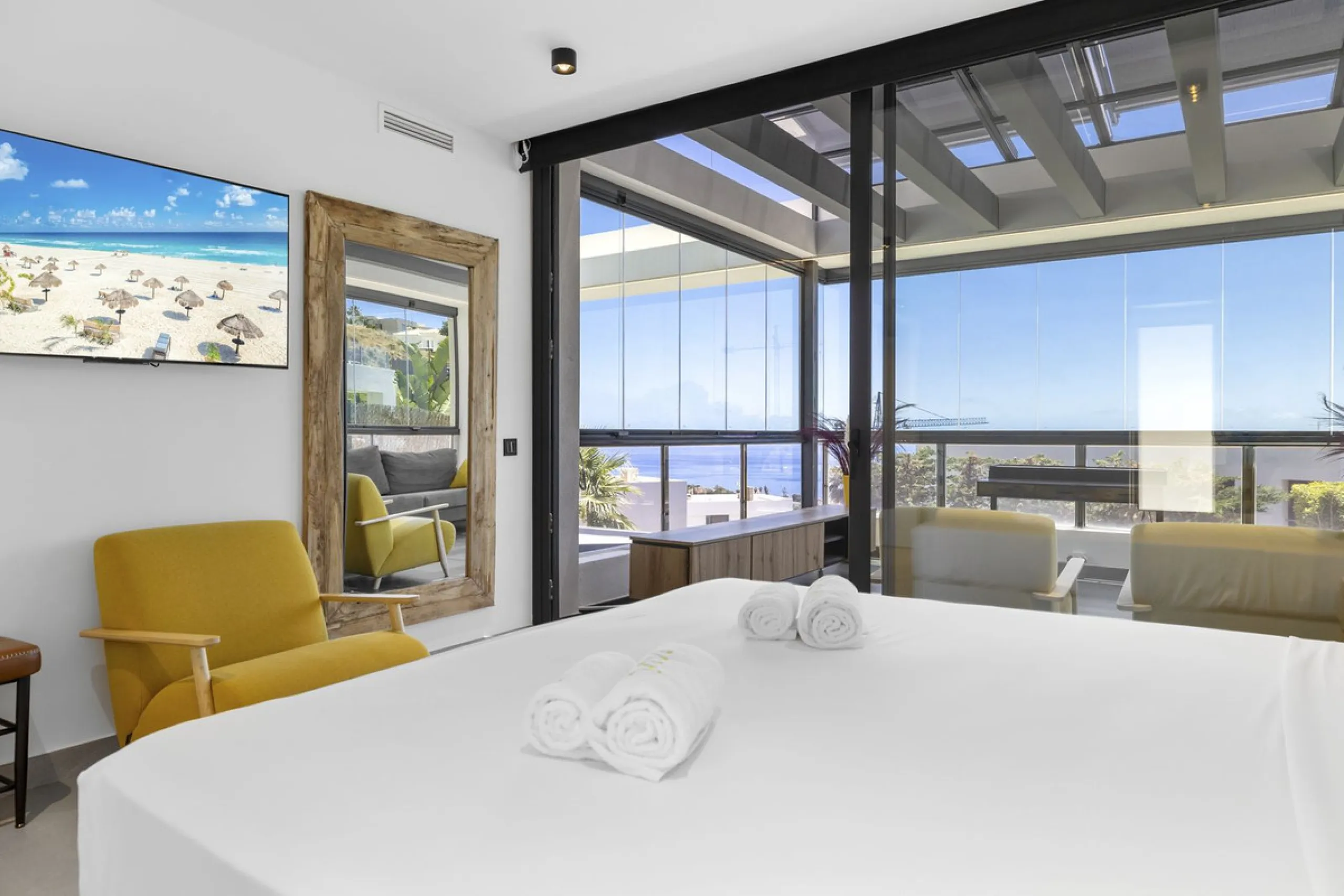 For Sale – Villa Yara | Contemporary villa in Mijas with cinema room, sauna, pool & mountain views..