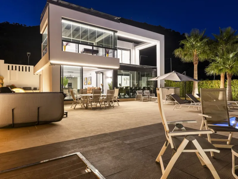 For Sale – Villa Yara | Contemporary villa in Mijas with cinema room, sauna, pool & mountain views..