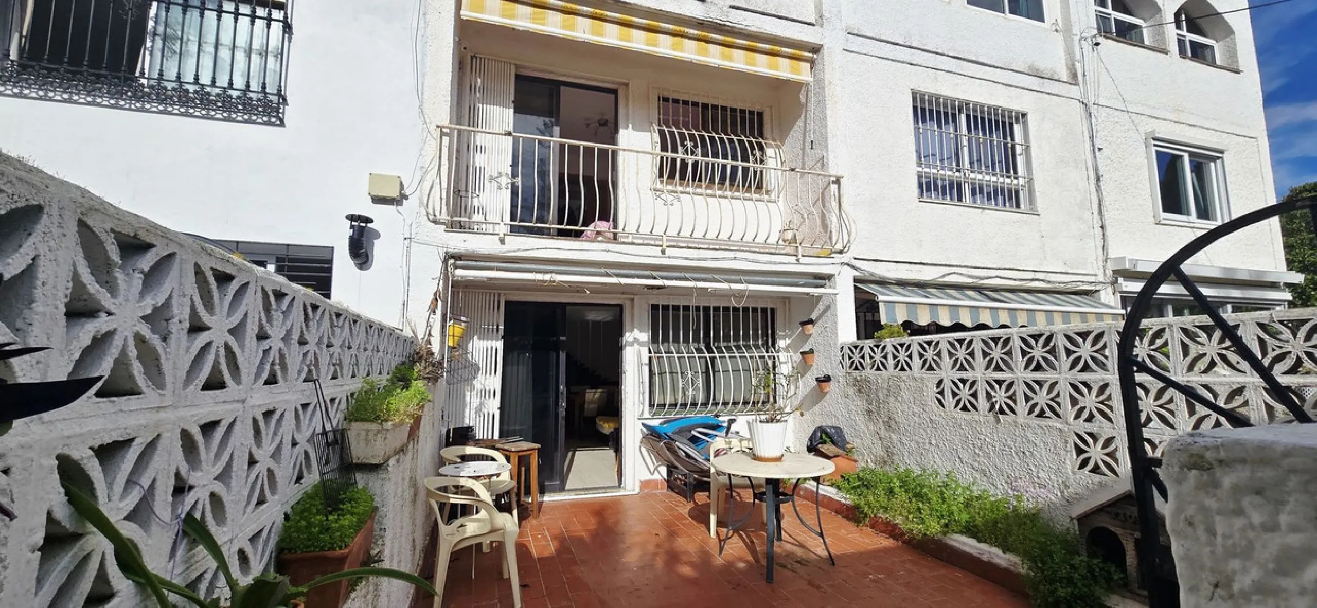 High-potential property in a prime location in Benalmádena – Duplex ground floor with terrace and rear garden