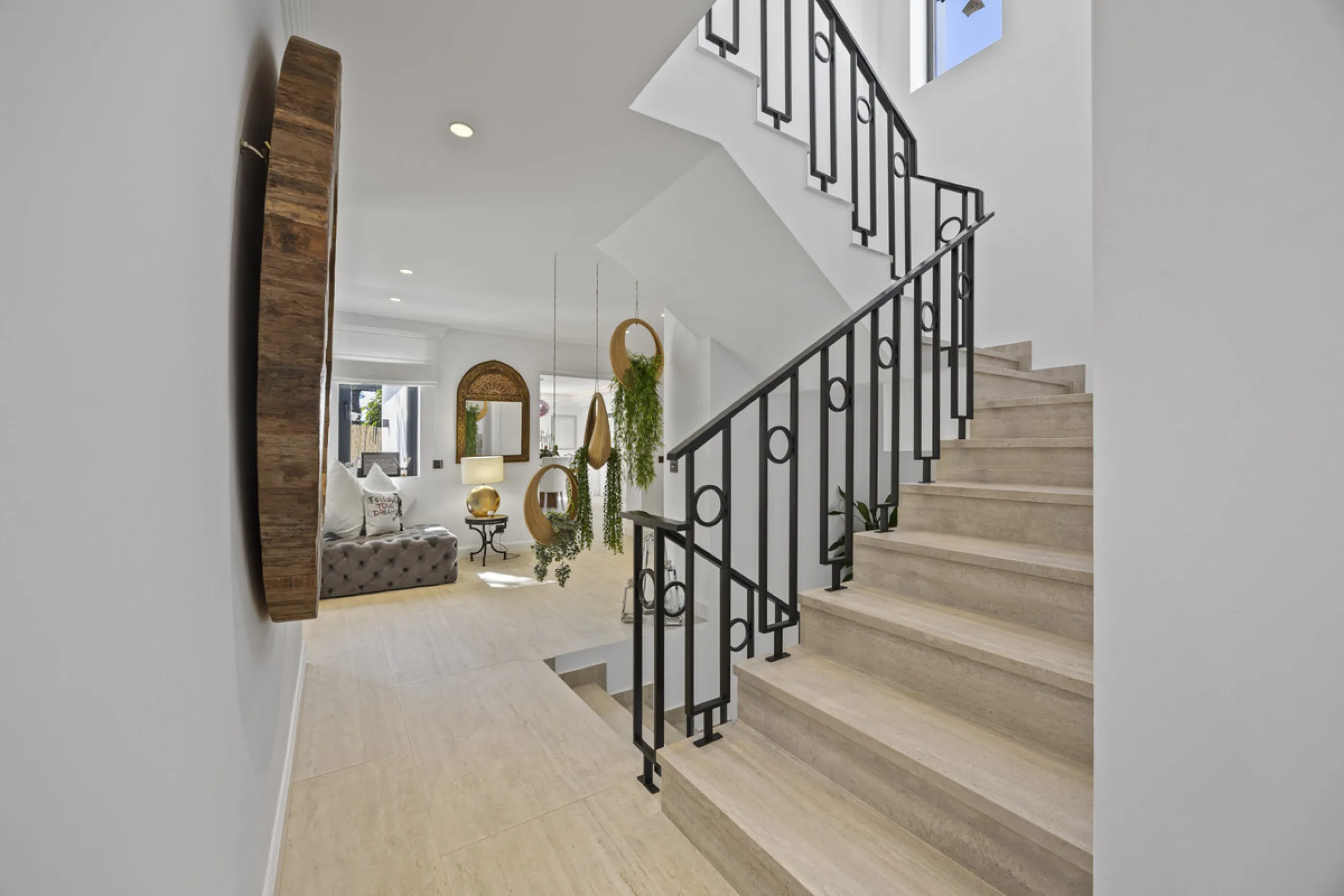 Discover this exceptional southwest-facing villa, a stunning blend of contemporary elegance and modern comfort. Recently refurbished with top-quality materials, this exquisite home boasts a sleek design that perfectly complements its surroundings. Located