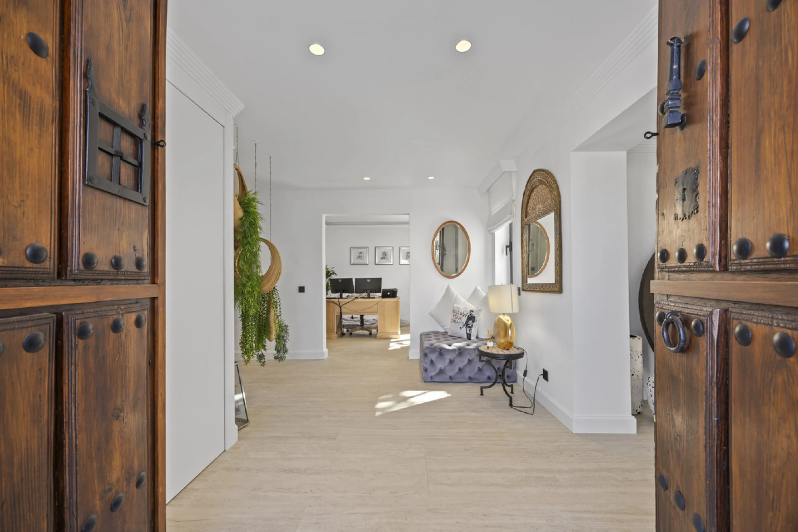 Discover this exceptional southwest-facing villa, a stunning blend of contemporary elegance and modern comfort. Recently refurbished with top-quality materials, this exquisite home boasts a sleek design that perfectly complements its surroundings. Located