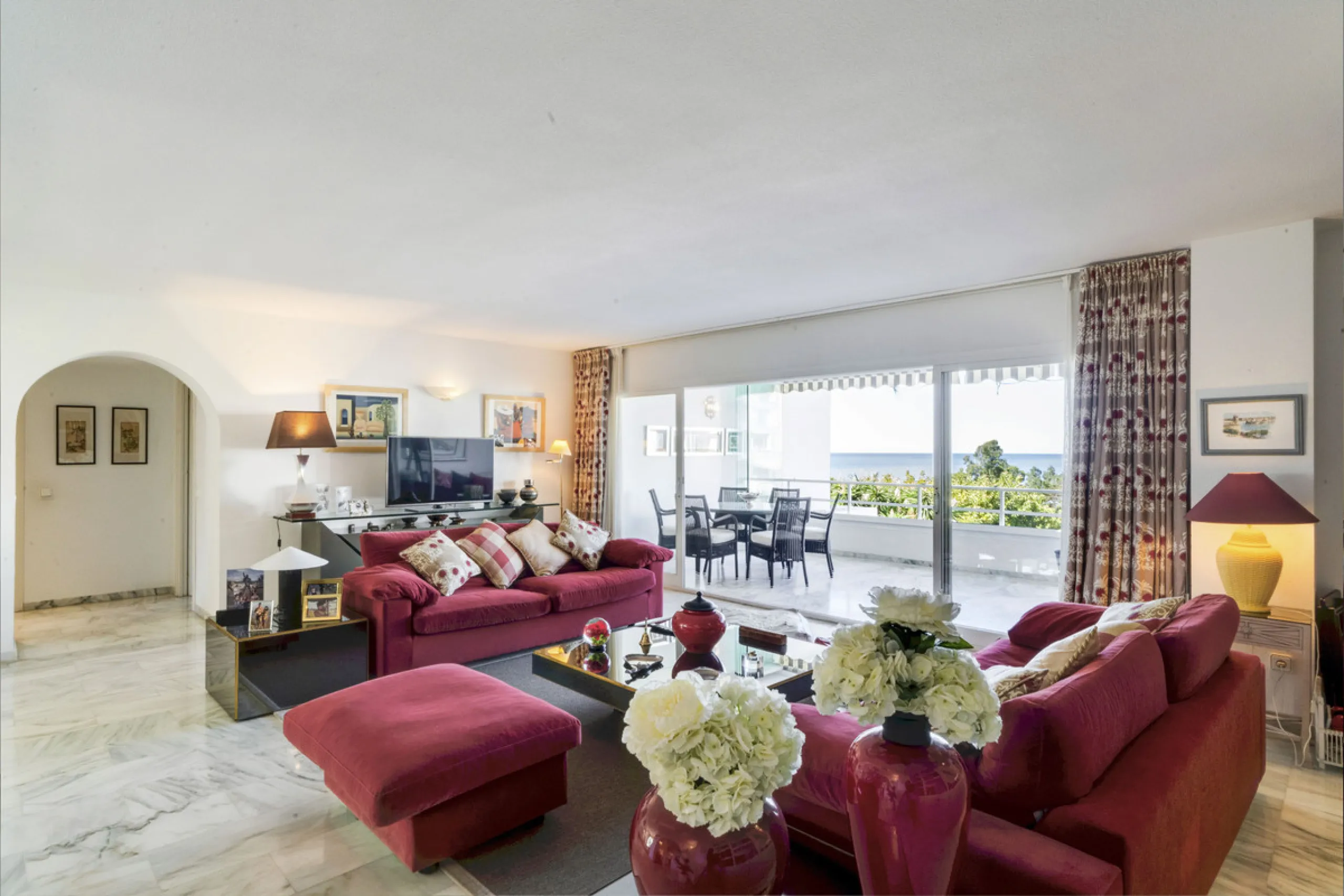 Located in the sought-after Torre Real urbanization, within the distinguished Atenea II building, this refined first-floor apartment offers a serene and comfortable lifestyle just minutes from the heart of Marbella.