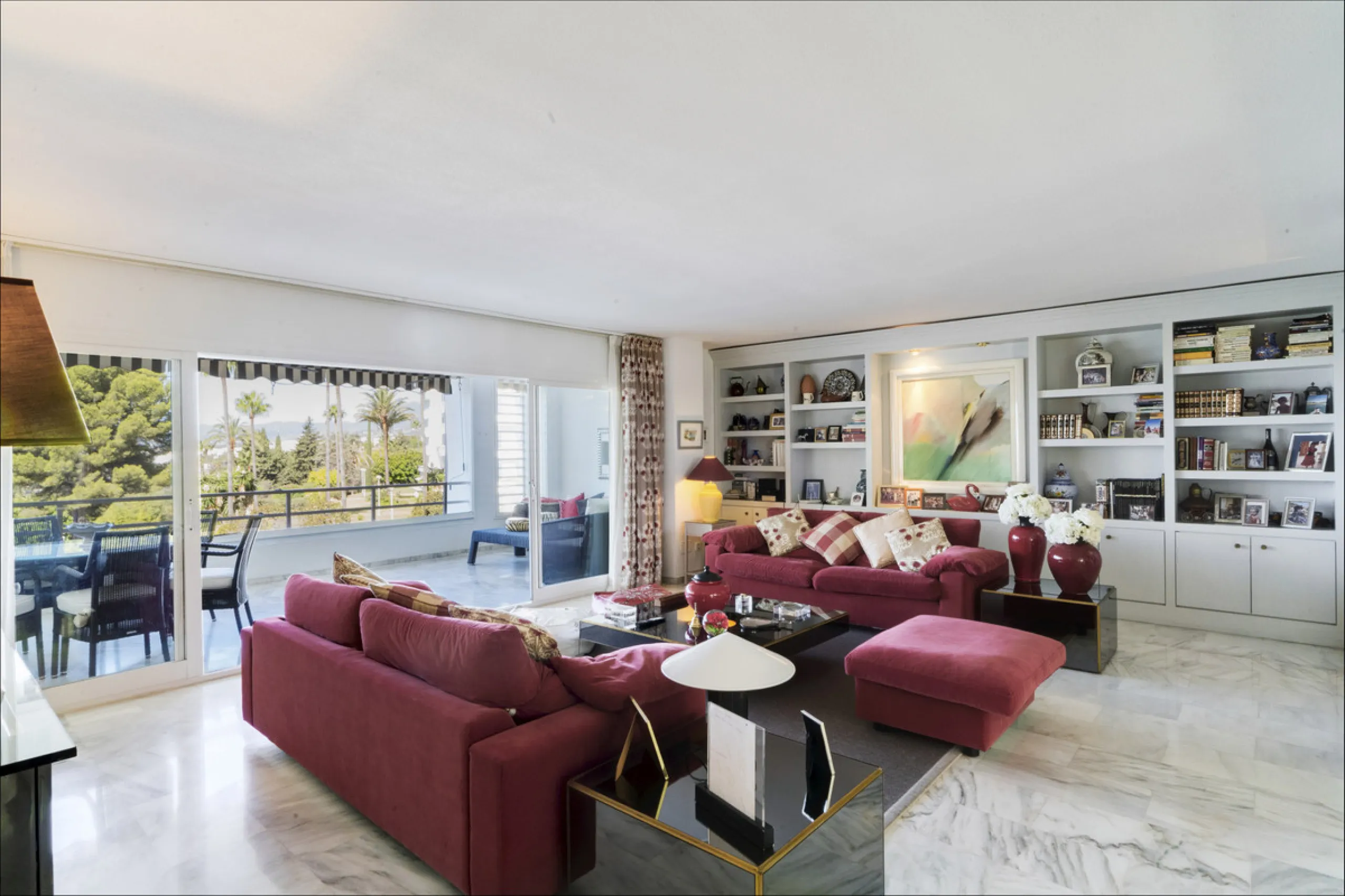 Located in the sought-after Torre Real urbanization, within the distinguished Atenea II building, this refined first-floor apartment offers a serene and comfortable lifestyle just minutes from the heart of Marbella.