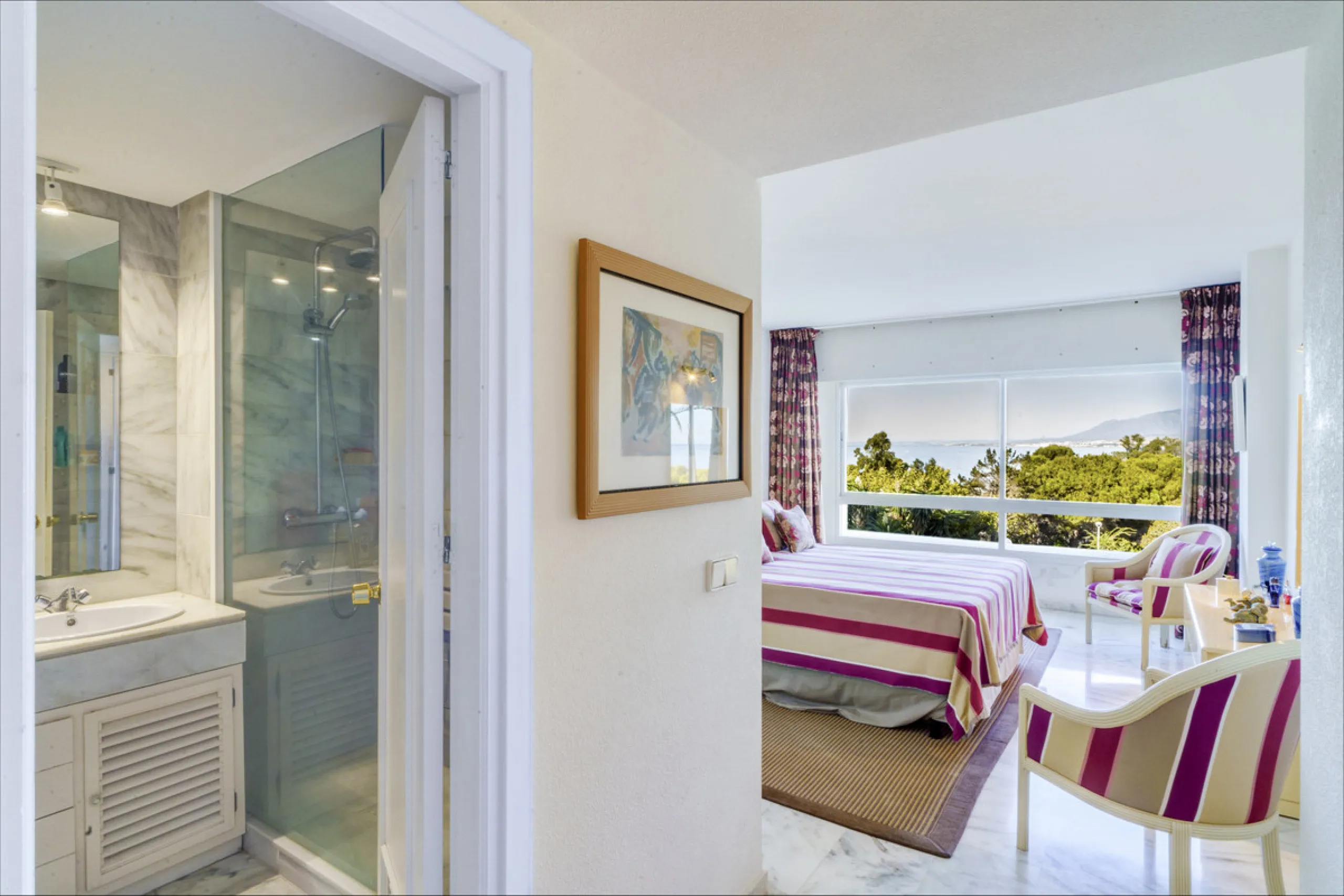 Located in the sought-after Torre Real urbanization, within the distinguished Atenea II building, this refined first-floor apartment offers a serene and comfortable lifestyle just minutes from the heart of Marbella.
