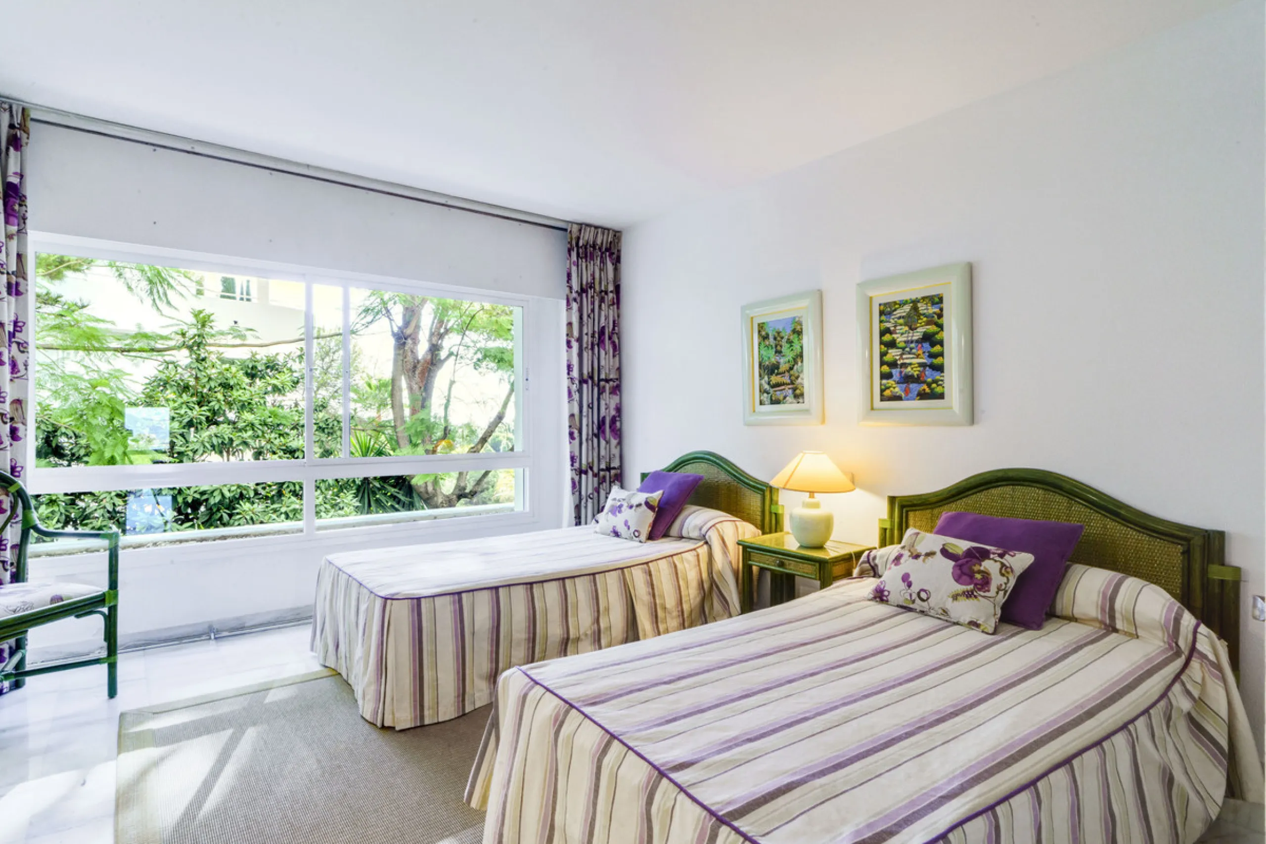 Located in the sought-after Torre Real urbanization, within the distinguished Atenea II building, this refined first-floor apartment offers a serene and comfortable lifestyle just minutes from the heart of Marbella.
