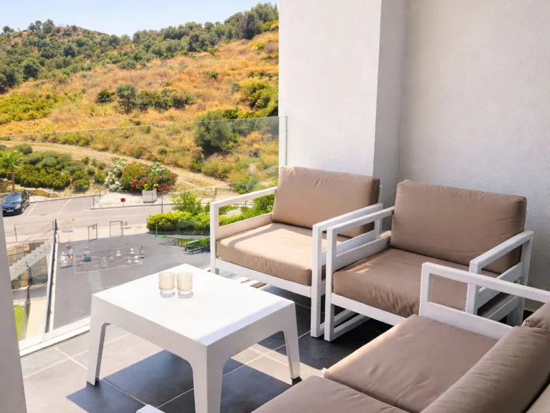 Apartment - Middle Floor Apartment в продаже в Mijas, Málaga. В доме 3 спален и 1 ванных комнат. Площадь дома 71 м²