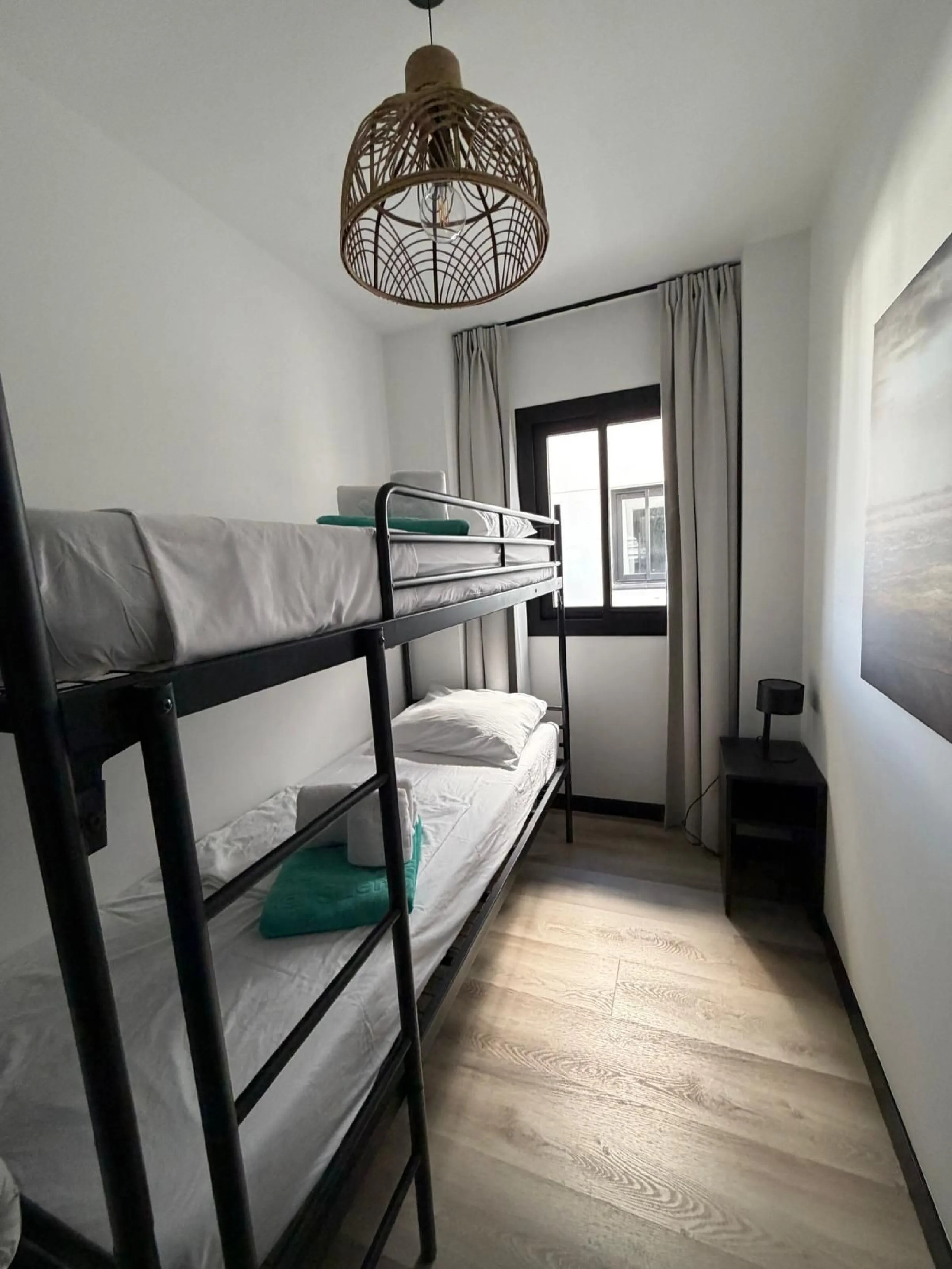 Apartment - Middle Floor Apartment в продаже в Mijas, Málaga. В доме 3 спален и 1 ванных комнат. Площадь дома 71 м²