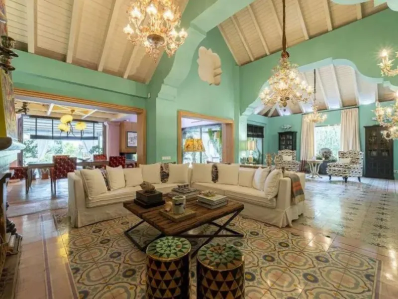 Welcome to a one-of-a-kind Mediterranean sanctuary, nestled in the exclusive urbanization of Lomas de Marbella Club, a place where timeless Andalusian charm meets artistic soul and untapped potential.
