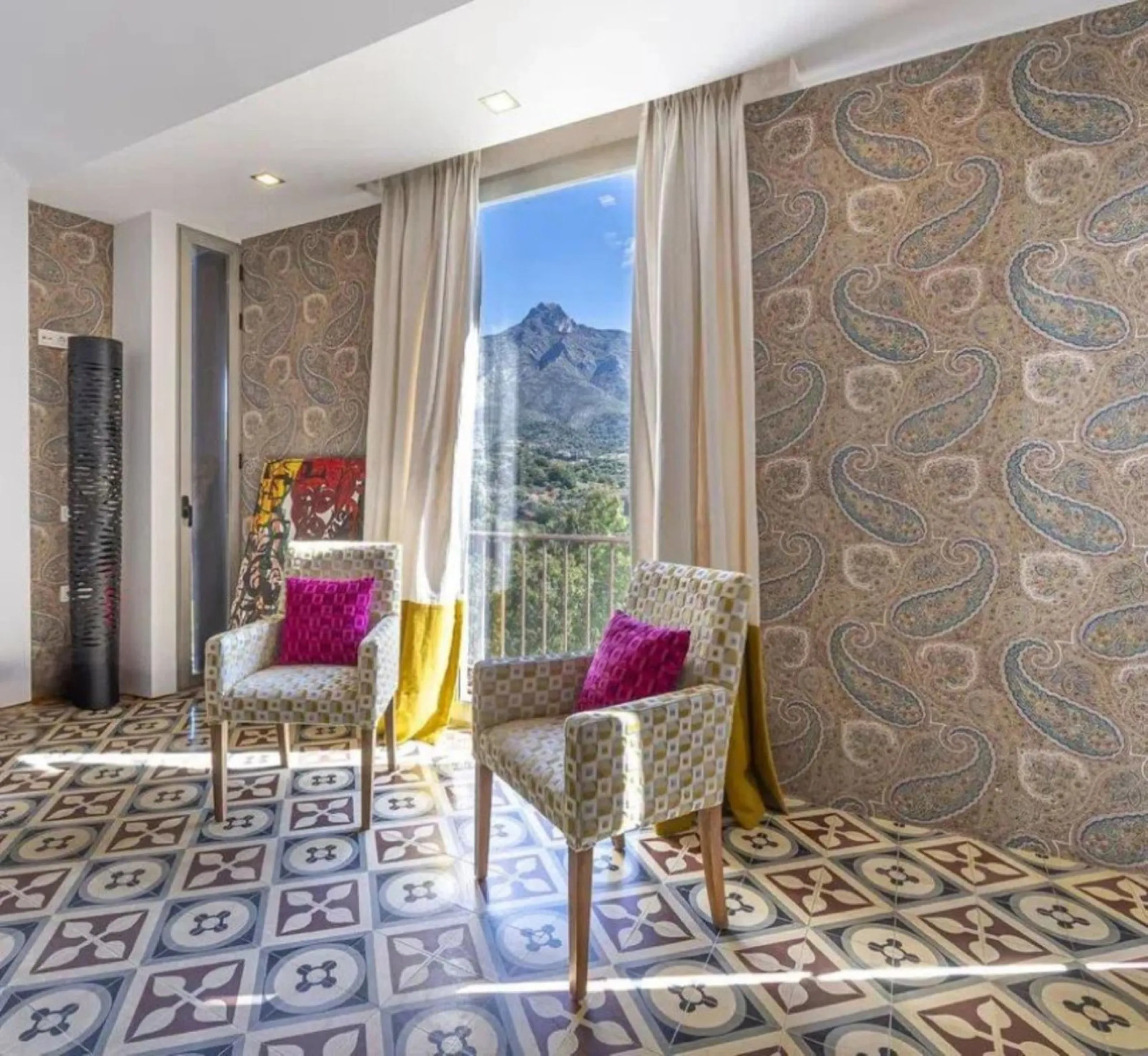 Welcome to a one-of-a-kind Mediterranean sanctuary, nestled in the exclusive urbanization of Lomas de Marbella Club, a place where timeless Andalusian charm meets artistic soul and untapped potential.