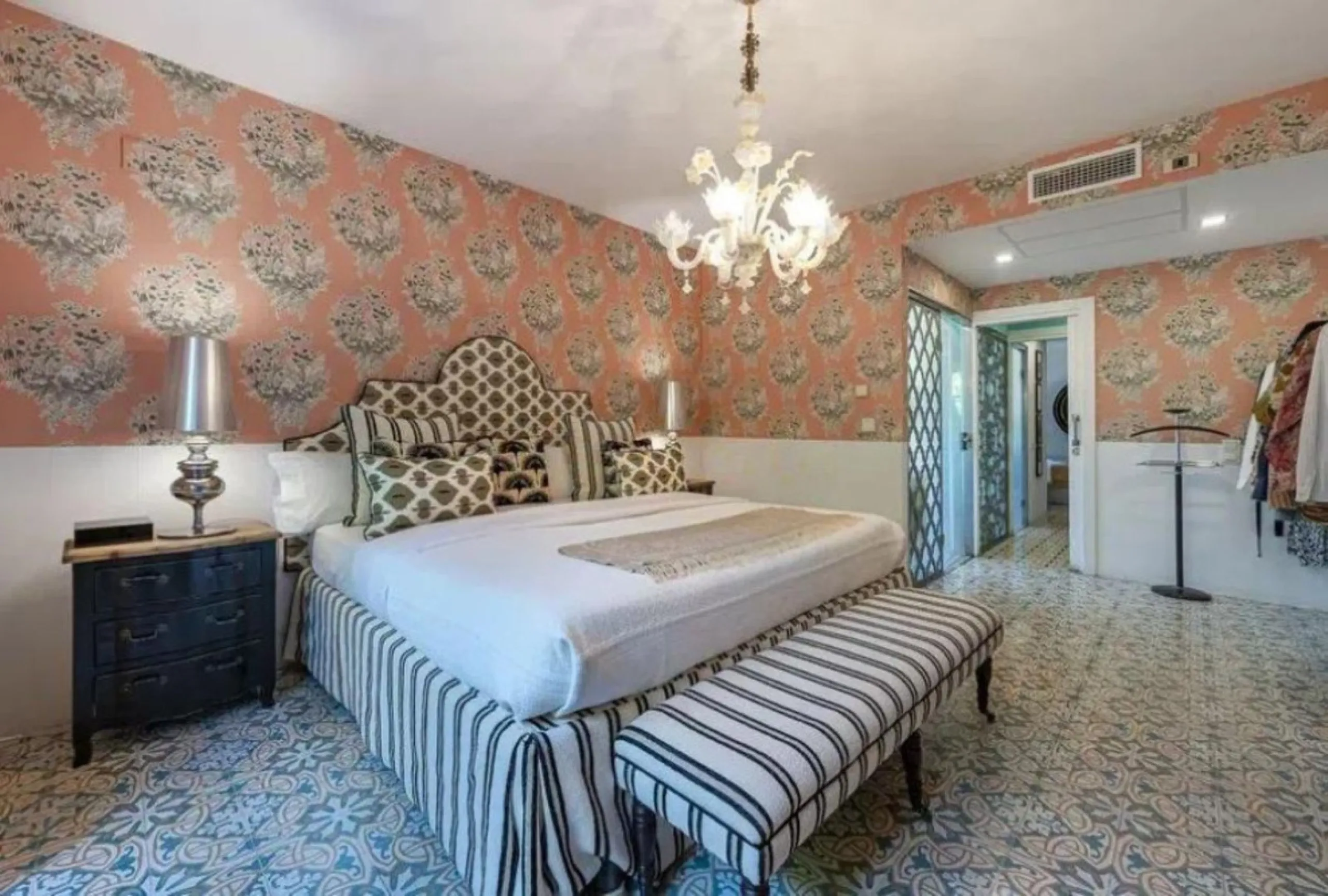 Welcome to a one-of-a-kind Mediterranean sanctuary, nestled in the exclusive urbanization of Lomas de Marbella Club, a place where timeless Andalusian charm meets artistic soul and untapped potential.