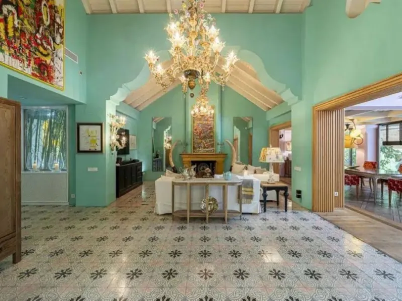 Welcome to a one-of-a-kind Mediterranean sanctuary, nestled in the exclusive urbanization of Lomas de Marbella Club, a place where timeless Andalusian charm meets artistic soul and untapped potential.