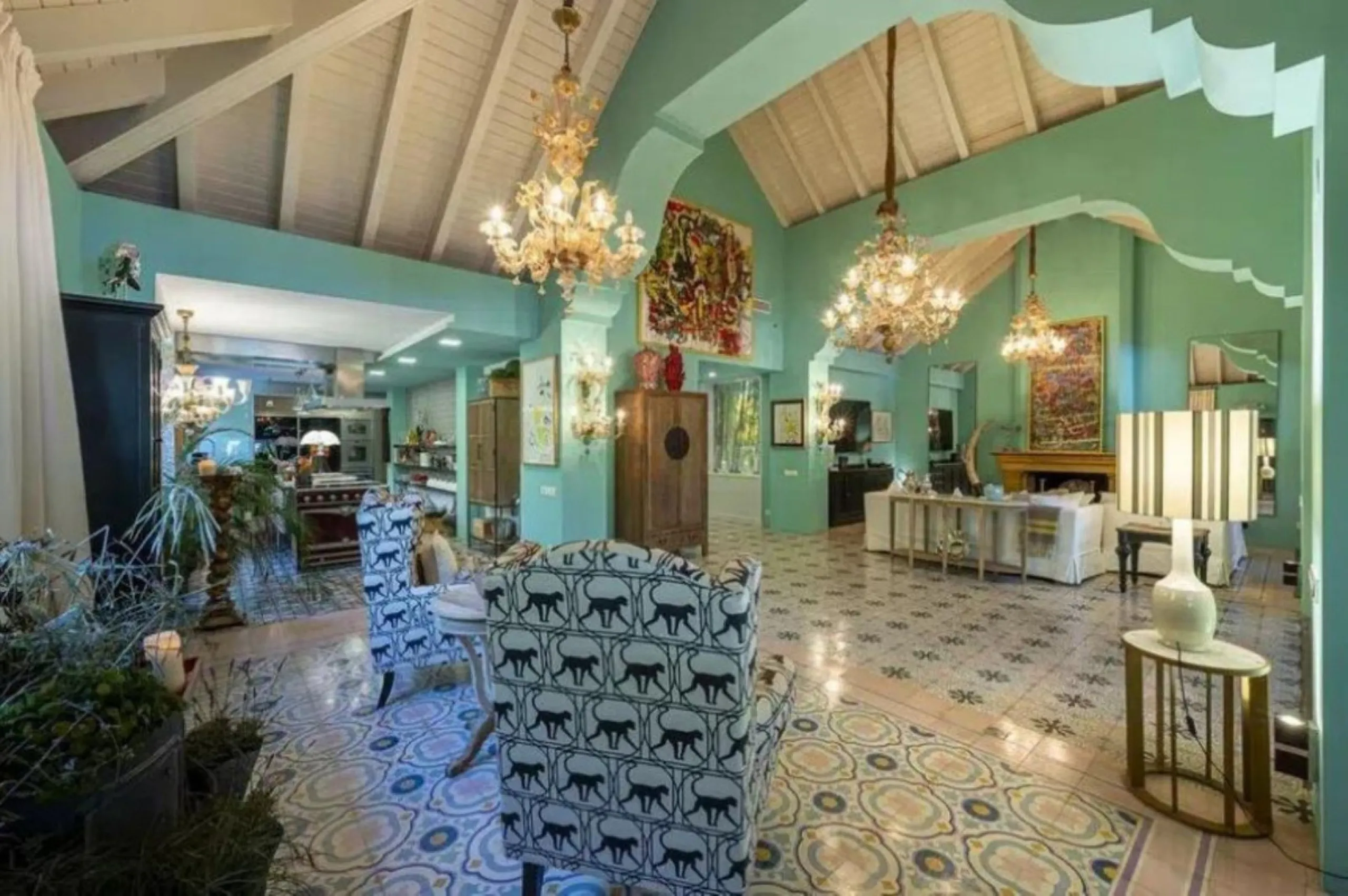 Welcome to a one-of-a-kind Mediterranean sanctuary, nestled in the exclusive urbanization of Lomas de Marbella Club, a place where timeless Andalusian charm meets artistic soul and untapped potential.