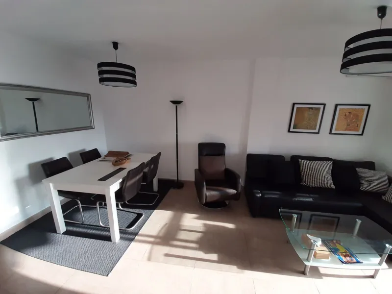 Apartment - Middle Floor Apartment в продаже в Benalmadena, Málaga. В доме 2 спален и 1 ванных комнат. Площадь дома 60 м²