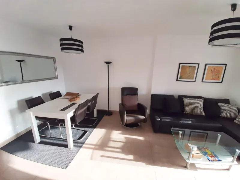 Apartment - Middle Floor Apartment в продаже в Benalmadena, Málaga. В доме 2 спален и 1 ванных комнат. Площадь дома 60 м²