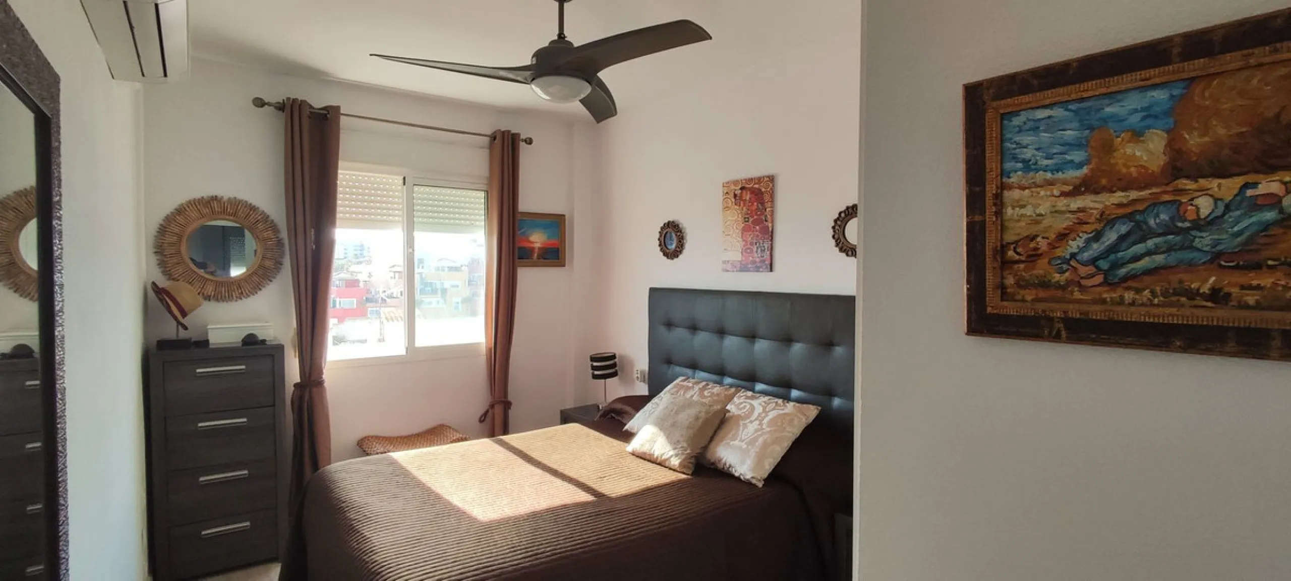 Apartment - Middle Floor Apartment в продаже в Benalmadena, Málaga. В доме 2 спален и 1 ванных комнат. Площадь дома 60 м²