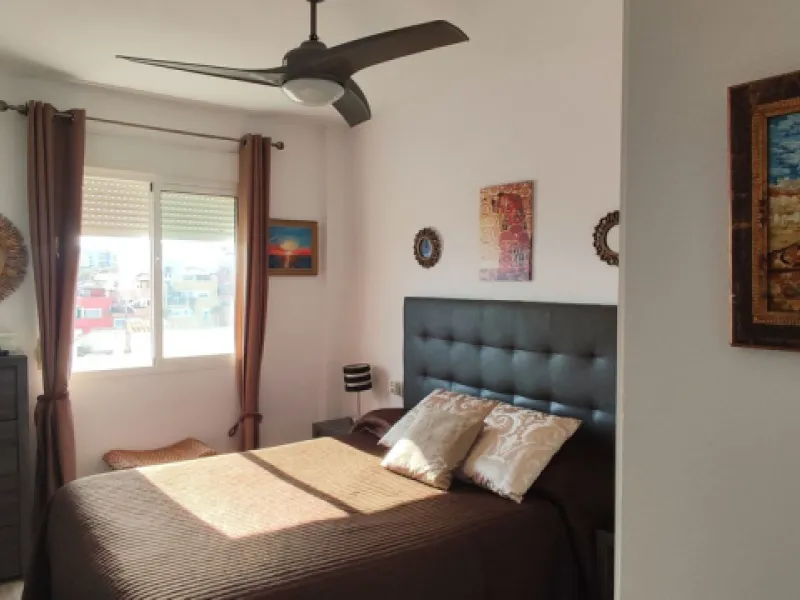 Apartment - Middle Floor Apartment в продаже в Benalmadena, Málaga. В доме 2 спален и 1 ванных комнат. Площадь дома 60 м²