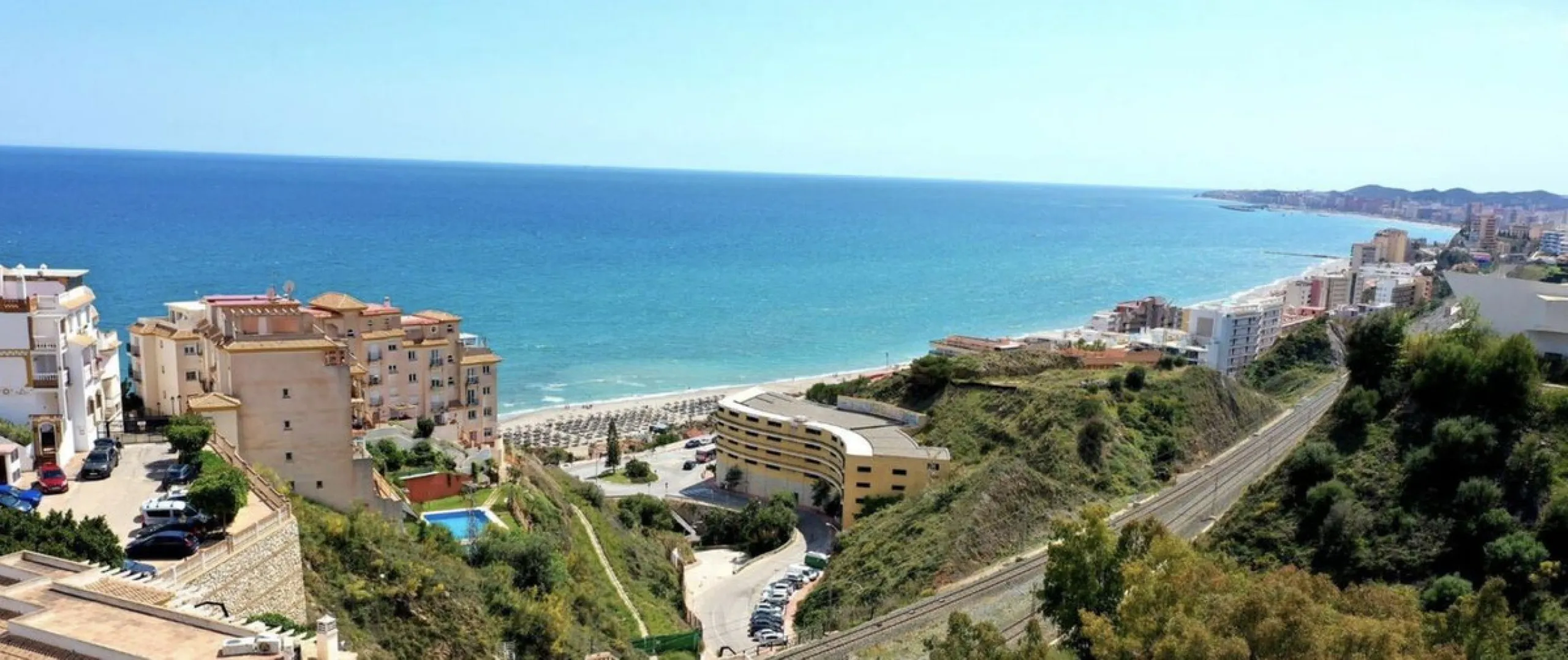 Apartment - Middle Floor Apartment в продаже в Benalmadena, Málaga. В доме 2 спален и 1 ванных комнат. Площадь дома 60 м²