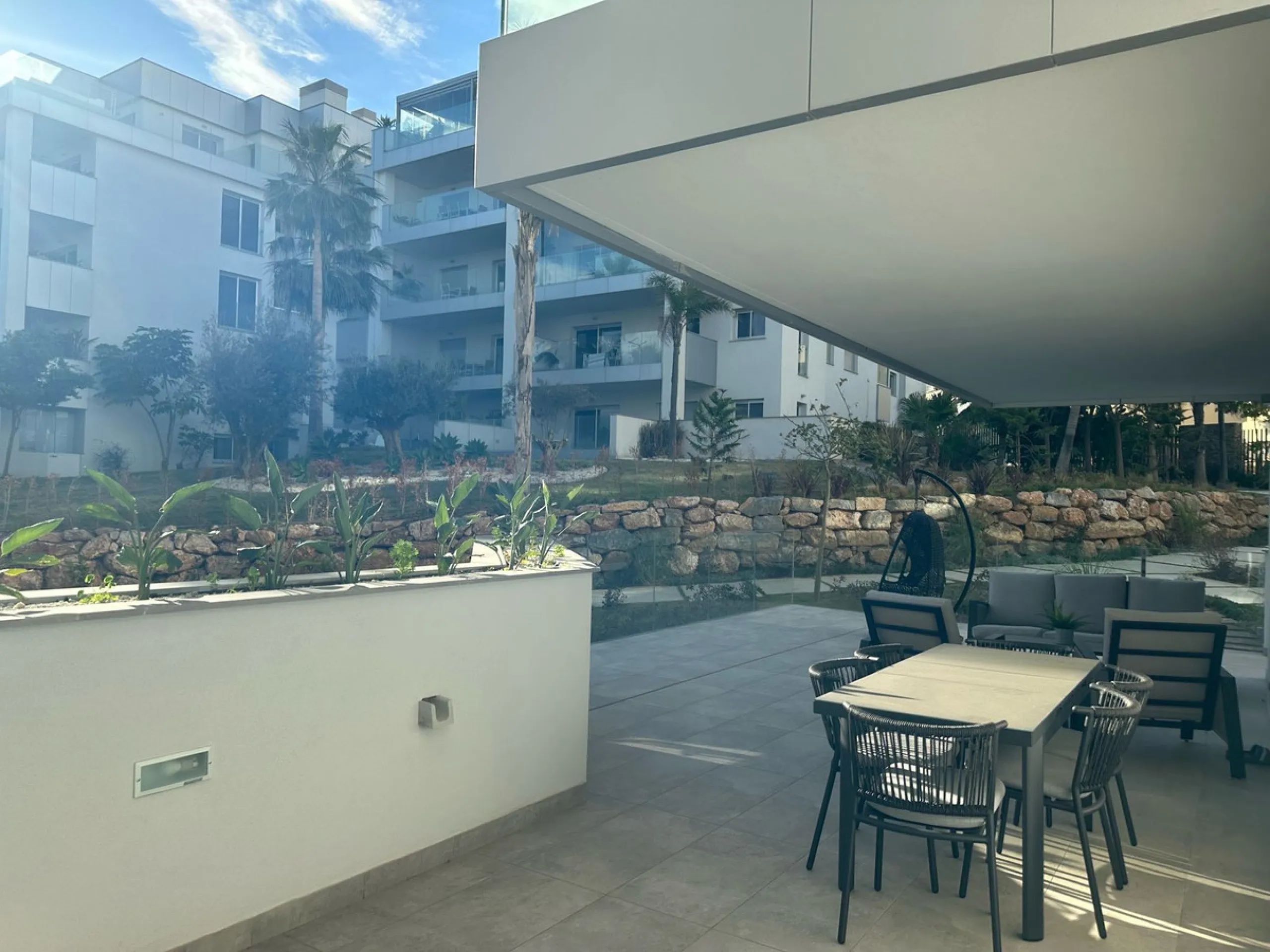 Exquisite 2-Bedroom Ground Floor Apartment for Sale with Sweeping Sea Views