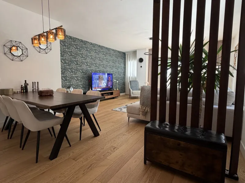 Exquisite 2-Bedroom Ground Floor Apartment for Sale with Sweeping Sea Views