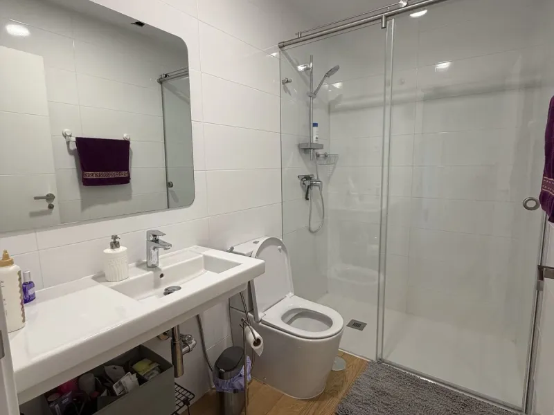 Exquisite 2-Bedroom Ground Floor Apartment for Sale with Sweeping Sea Views