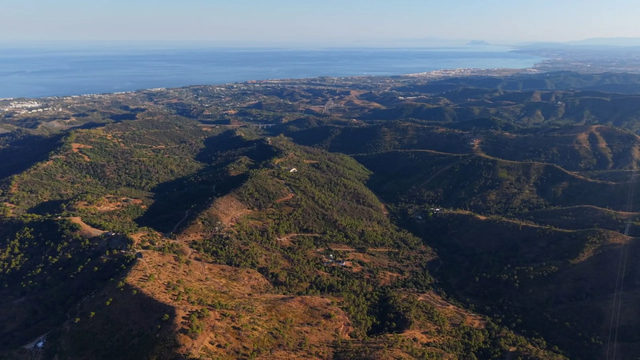 Plot - Land with Ruin в продаже в Estepona, Málaga. Площадь дома 200 м². Площадь участка 615000 м²