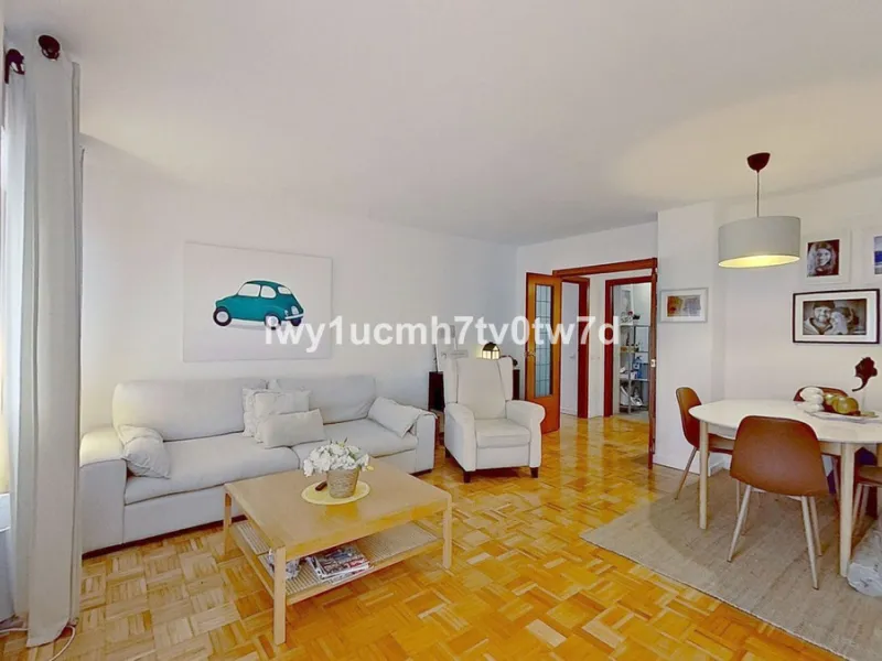 Lifestyle and extremely high quality of life to live in maximum luxury and comfort in one of the most sought-after areas of Malaga, where there are 300 days of sunshine a year and a mild climate all year round. Discover your new home in the heart of Malag
