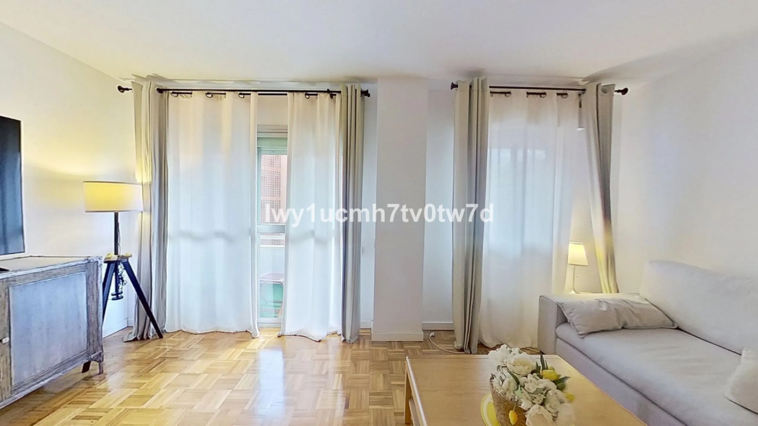 Lifestyle and extremely high quality of life to live in maximum luxury and comfort in one of the most sought-after areas of Malaga, where there are 300 days of sunshine a year and a mild climate all year round. Discover your new home in the heart of Malag