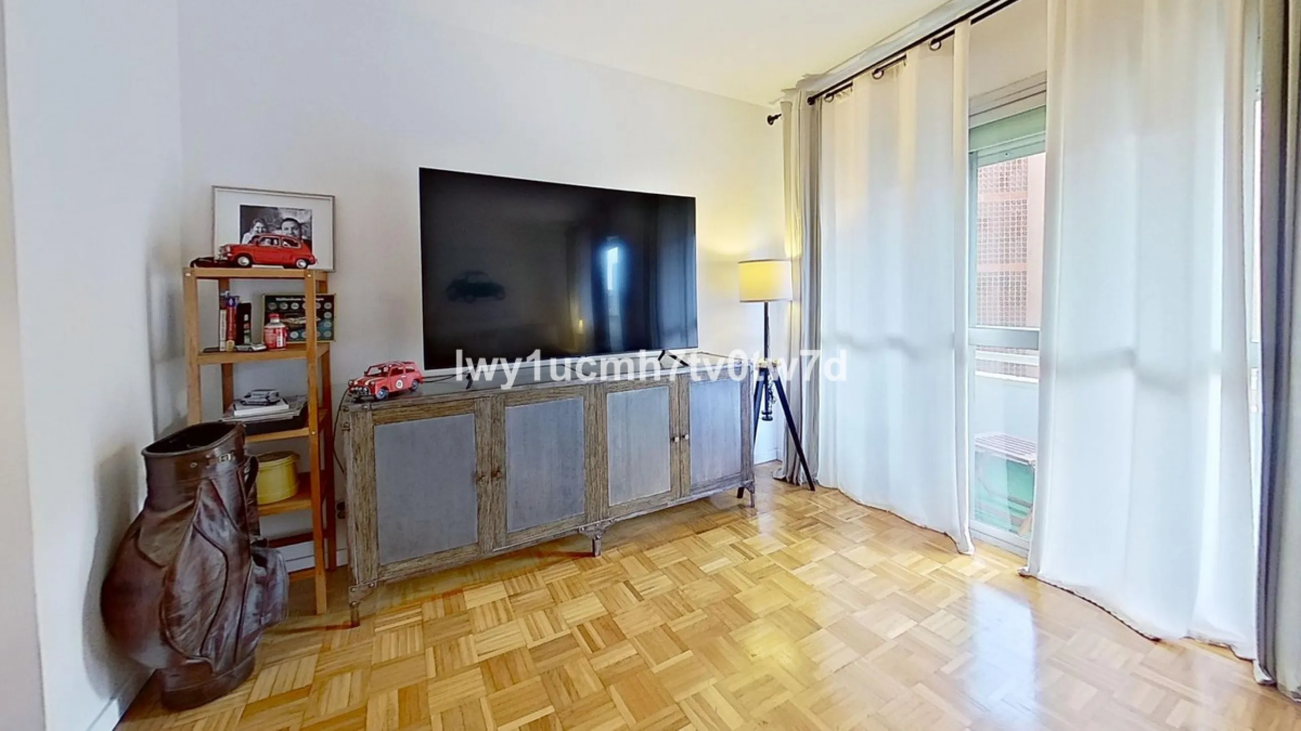 Lifestyle and extremely high quality of life to live in maximum luxury and comfort in one of the most sought-after areas of Malaga, where there are 300 days of sunshine a year and a mild climate all year round. Discover your new home in the heart of Malag