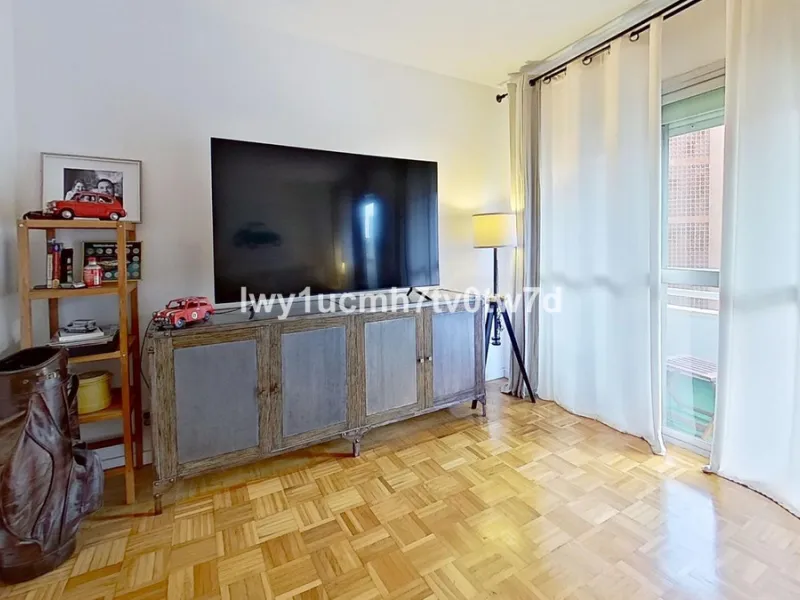 Lifestyle and extremely high quality of life to live in maximum luxury and comfort in one of the most sought-after areas of Malaga, where there are 300 days of sunshine a year and a mild climate all year round. Discover your new home in the heart of Malag