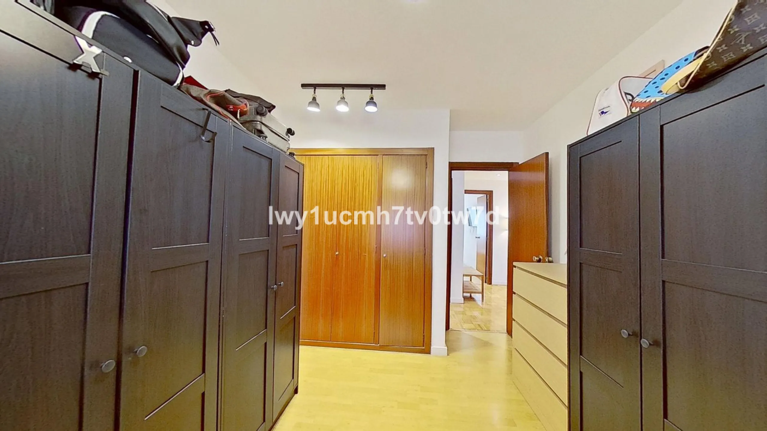 Lifestyle and extremely high quality of life to live in maximum luxury and comfort in one of the most sought-after areas of Malaga, where there are 300 days of sunshine a year and a mild climate all year round. Discover your new home in the heart of Malag