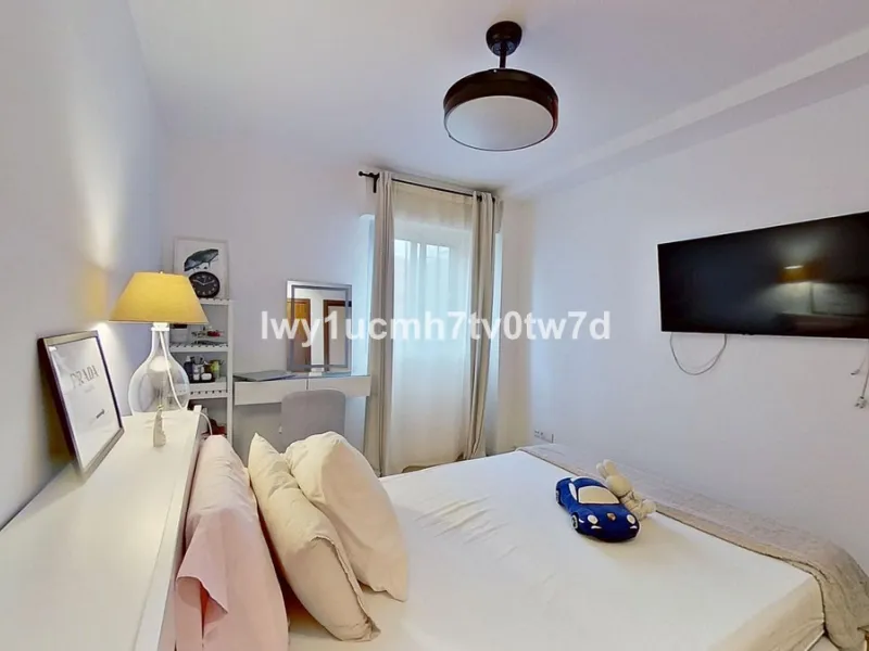 Lifestyle and extremely high quality of life to live in maximum luxury and comfort in one of the most sought-after areas of Malaga, where there are 300 days of sunshine a year and a mild climate all year round. Discover your new home in the heart of Malag