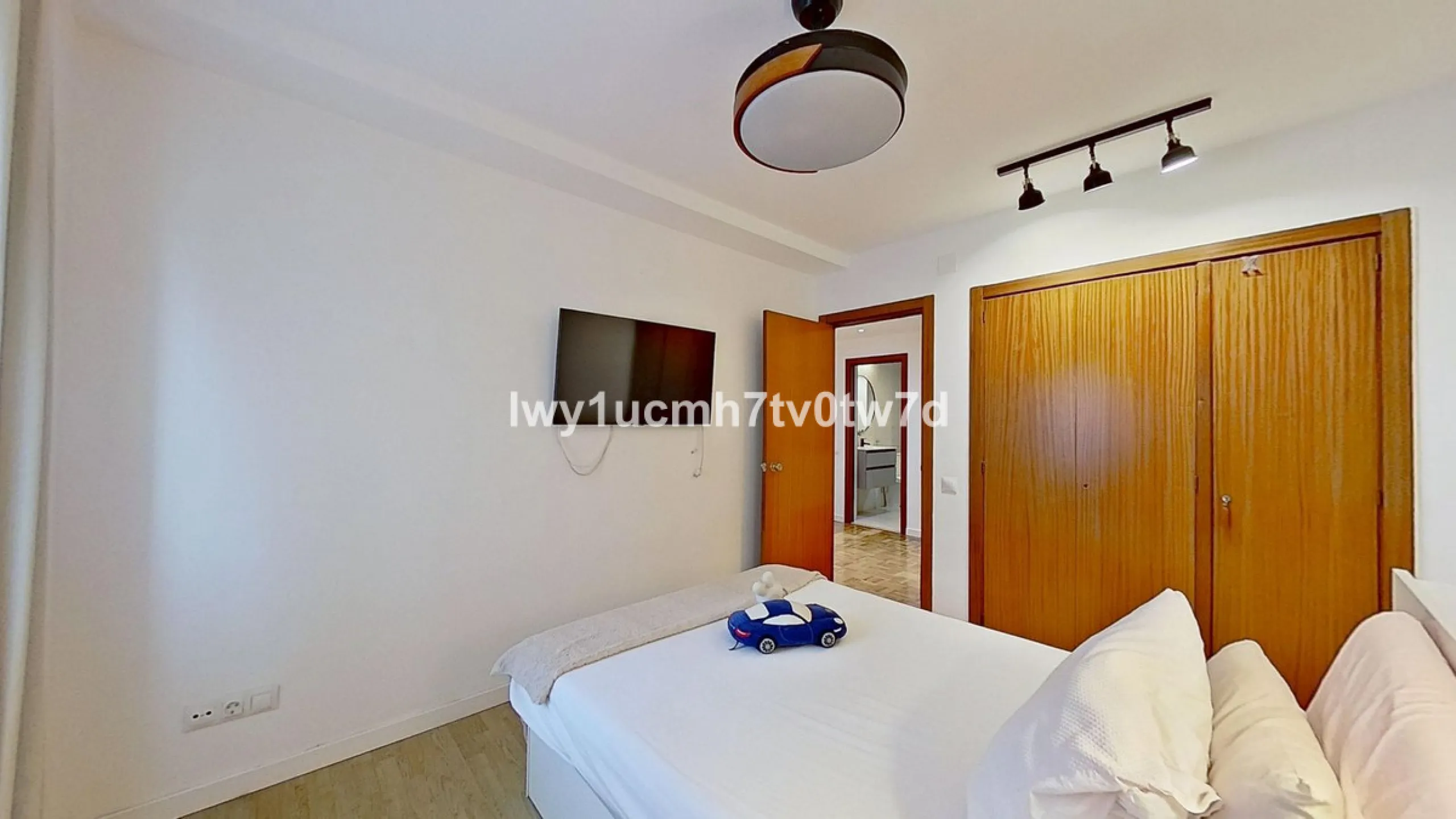 Lifestyle and extremely high quality of life to live in maximum luxury and comfort in one of the most sought-after areas of Malaga, where there are 300 days of sunshine a year and a mild climate all year round. Discover your new home in the heart of Malag