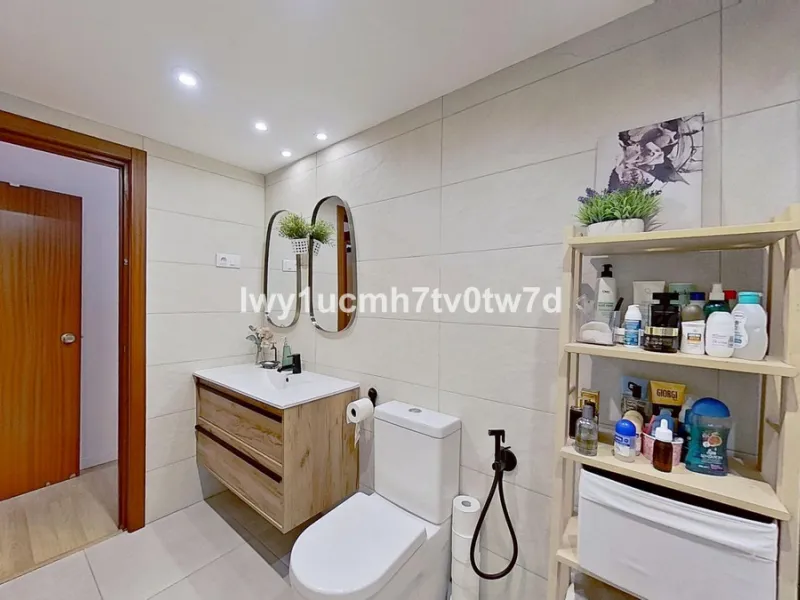 Lifestyle and extremely high quality of life to live in maximum luxury and comfort in one of the most sought-after areas of Malaga, where there are 300 days of sunshine a year and a mild climate all year round. Discover your new home in the heart of Malag