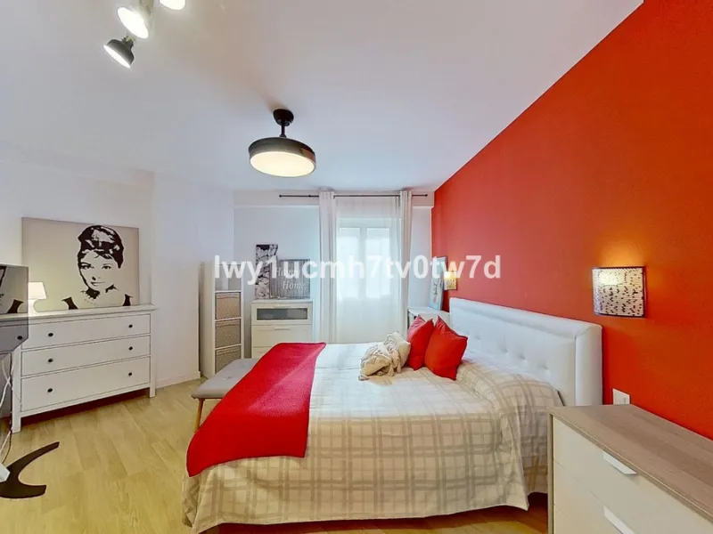 Lifestyle and extremely high quality of life to live in maximum luxury and comfort in one of the most sought-after areas of Malaga, where there are 300 days of sunshine a year and a mild climate all year round. Discover your new home in the heart of Malag
