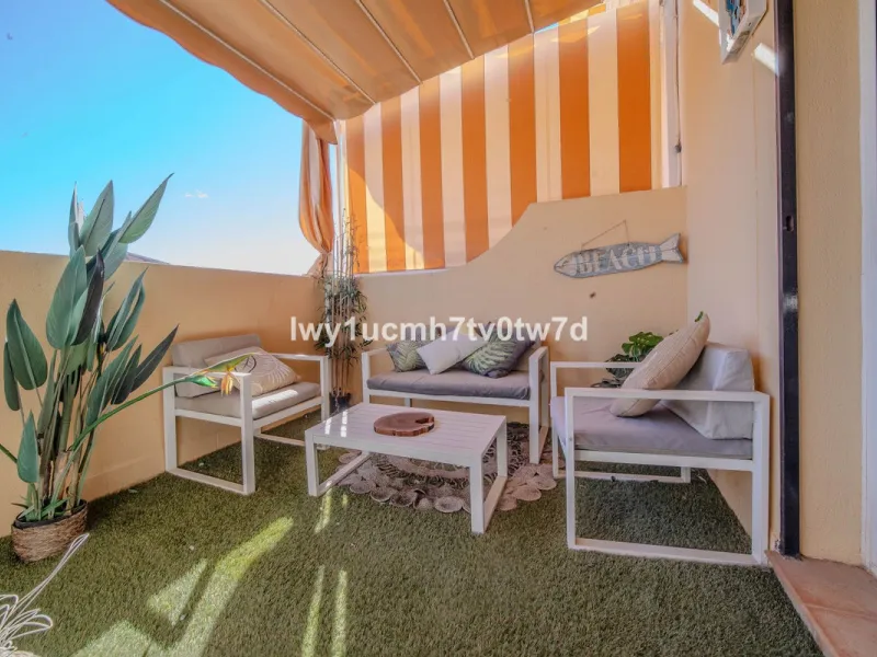GREAT OPPORTUNITY! MAGNIFICENT HOUSE JUST FIVE MINUTES FROM THE BEACH