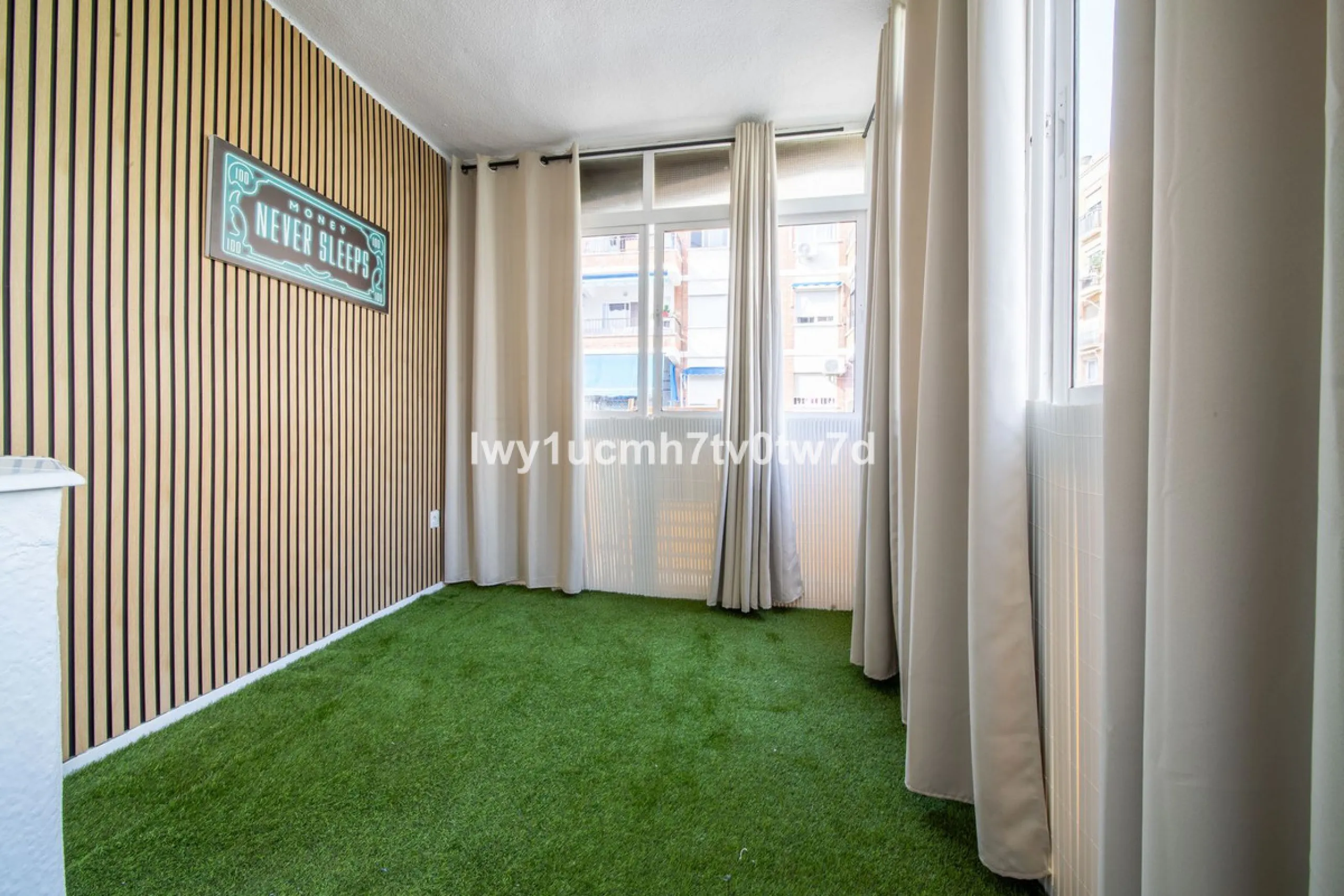 Apartment - Middle Floor Apartment в продаже в Rincón de la Victoria, Málaga. В доме 2 спален и 1 ванных комнат. Площадь дома 88 м²