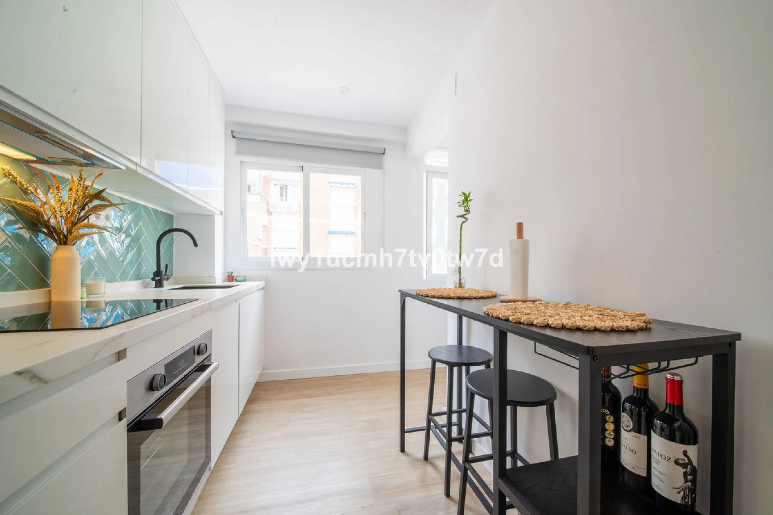 Apartment - Middle Floor Apartment в продаже в Rincón de la Victoria, Málaga. В доме 2 спален и 1 ванных комнат. Площадь дома 88 м²