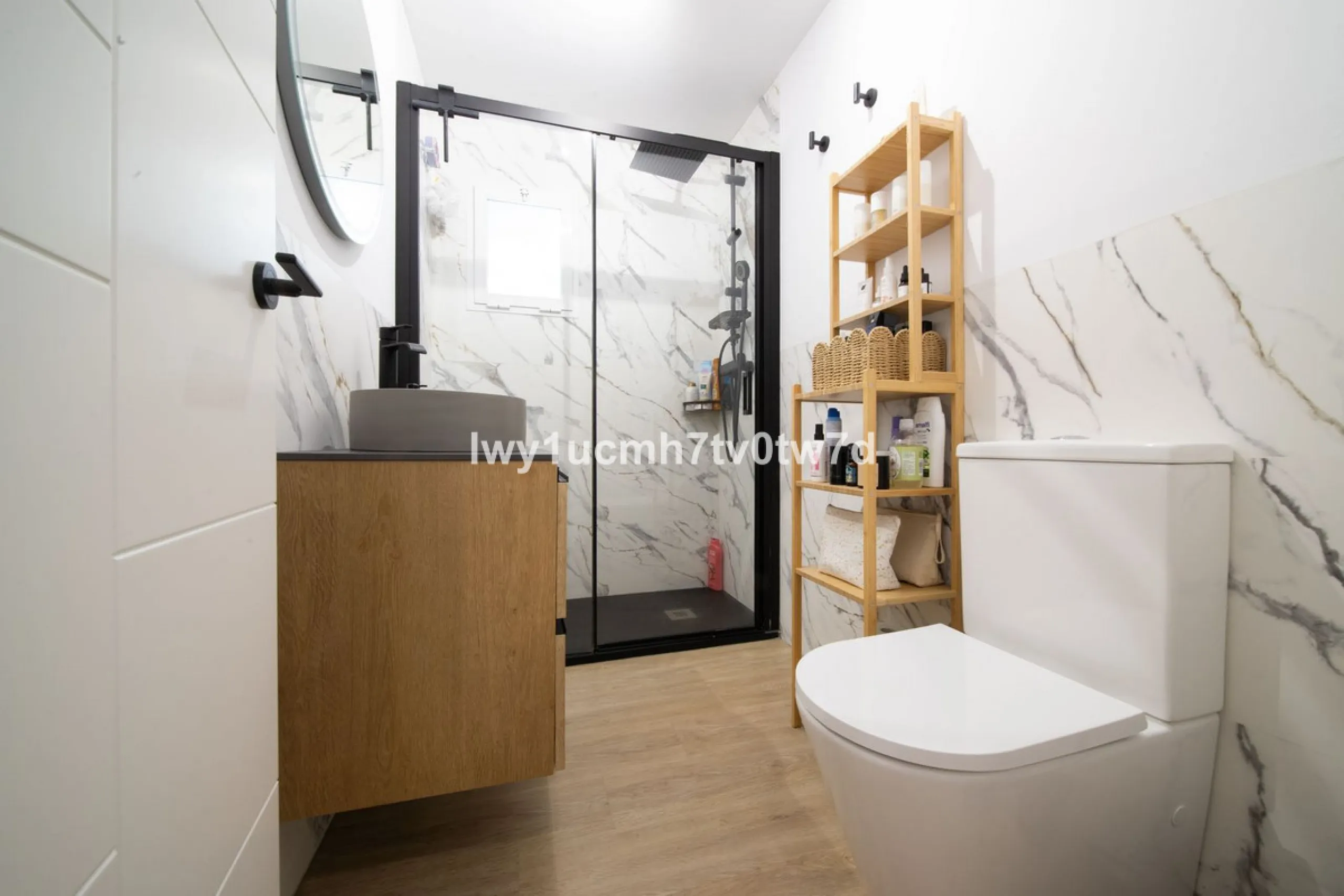 Apartment - Middle Floor Apartment в продаже в Rincón de la Victoria, Málaga. В доме 2 спален и 1 ванных комнат. Площадь дома 88 м²