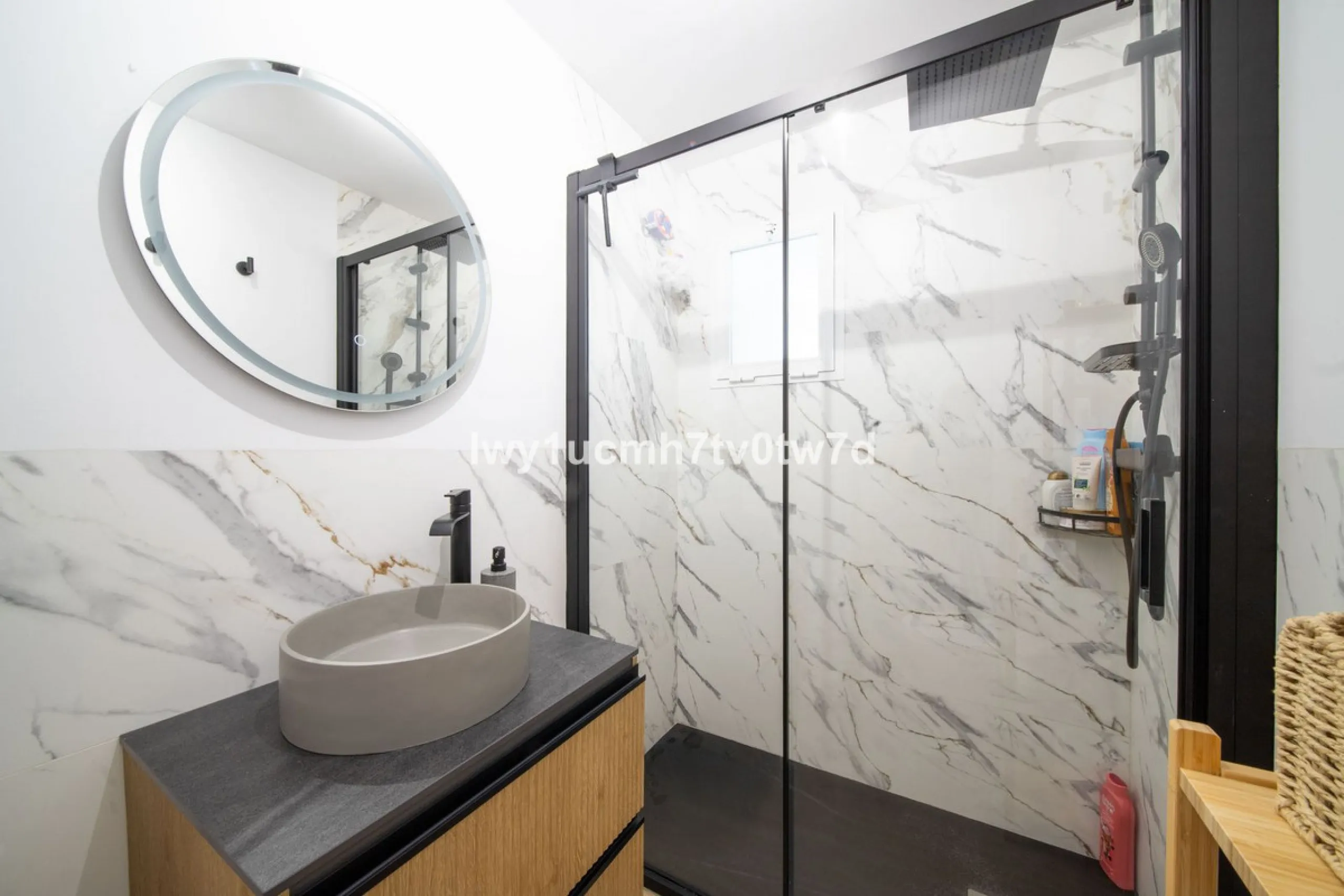 Apartment - Middle Floor Apartment в продаже в Rincón de la Victoria, Málaga. В доме 2 спален и 1 ванных комнат. Площадь дома 88 м²
