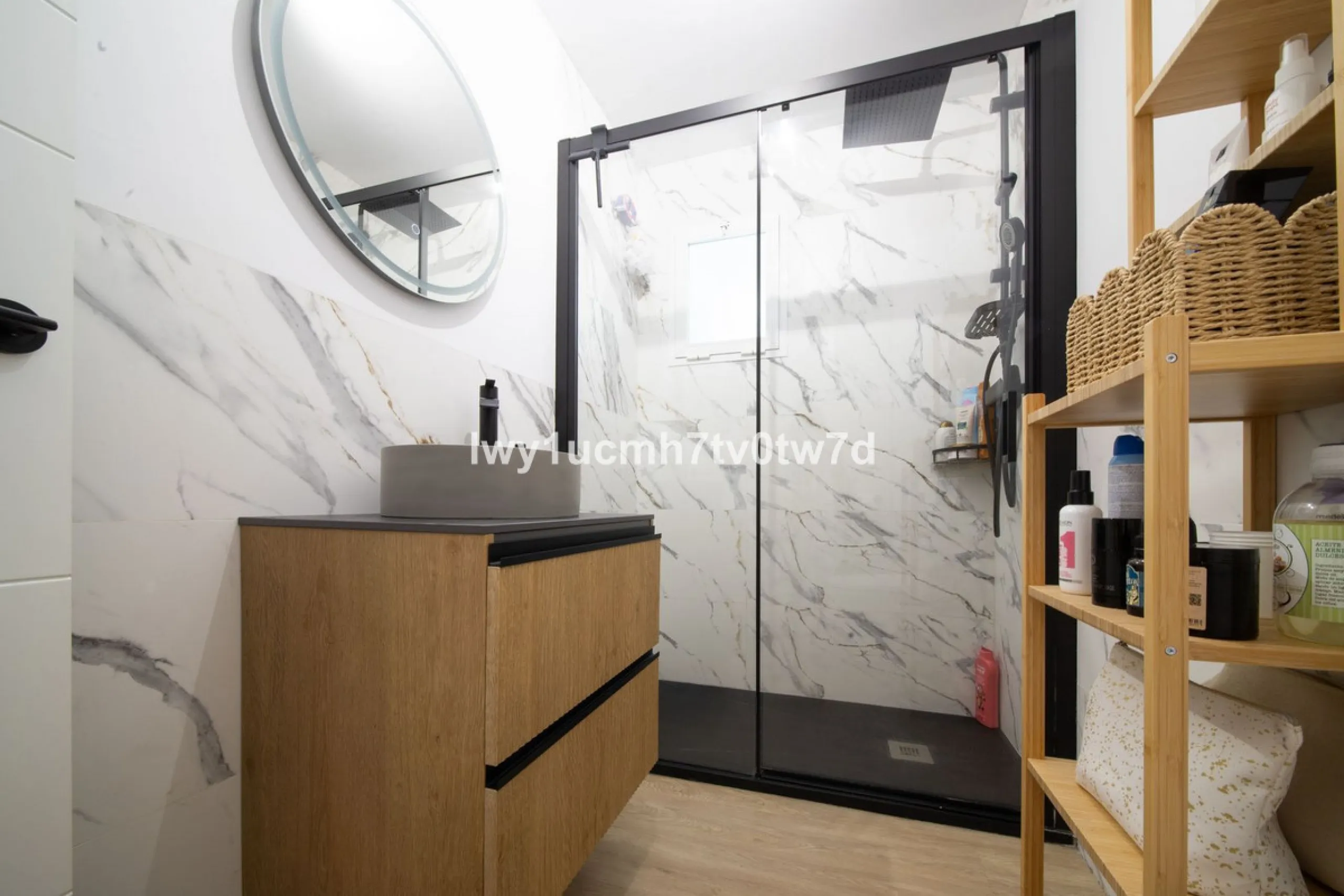 Apartment - Middle Floor Apartment в продаже в Rincón de la Victoria, Málaga. В доме 2 спален и 1 ванных комнат. Площадь дома 88 м²