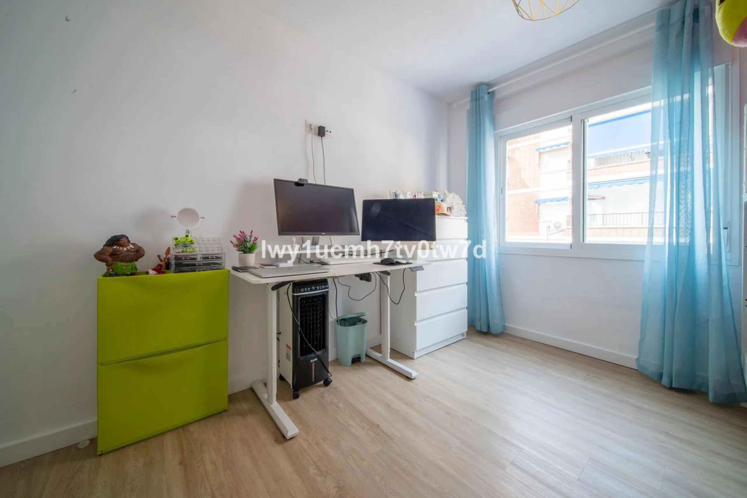 Apartment - Middle Floor Apartment в продаже в Rincón de la Victoria, Málaga. В доме 2 спален и 1 ванных комнат. Площадь дома 88 м²