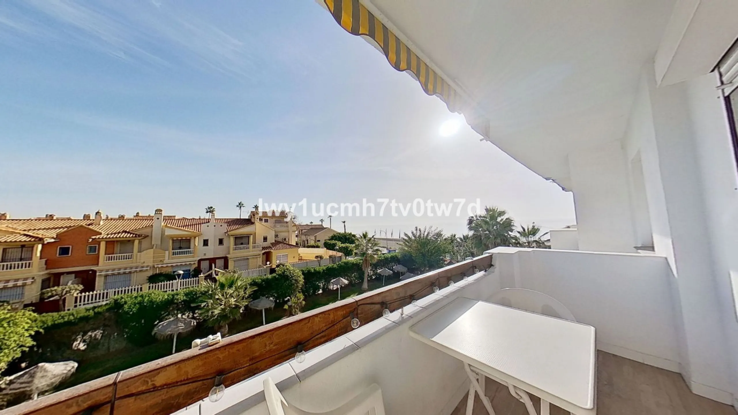 GREAT OPPORTUNITY – BEACHFRONT PROPERTY