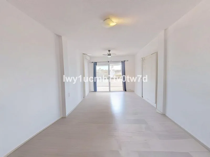 GREAT OPPORTUNITY – BEACHFRONT PROPERTY