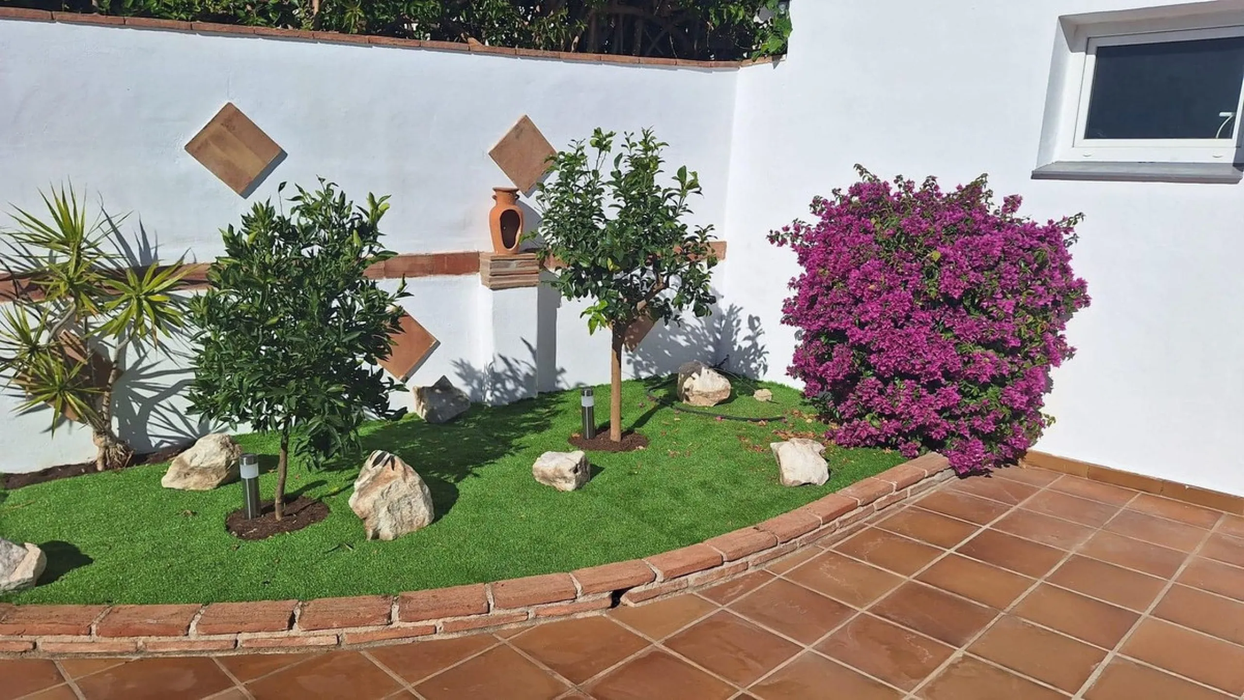 Lovely 3 Bedroom, 2 Bathroom Single-Level Villa/Bungalow with Sea Views | El Chaparral, Mijas Costa, Costa Del Sol.