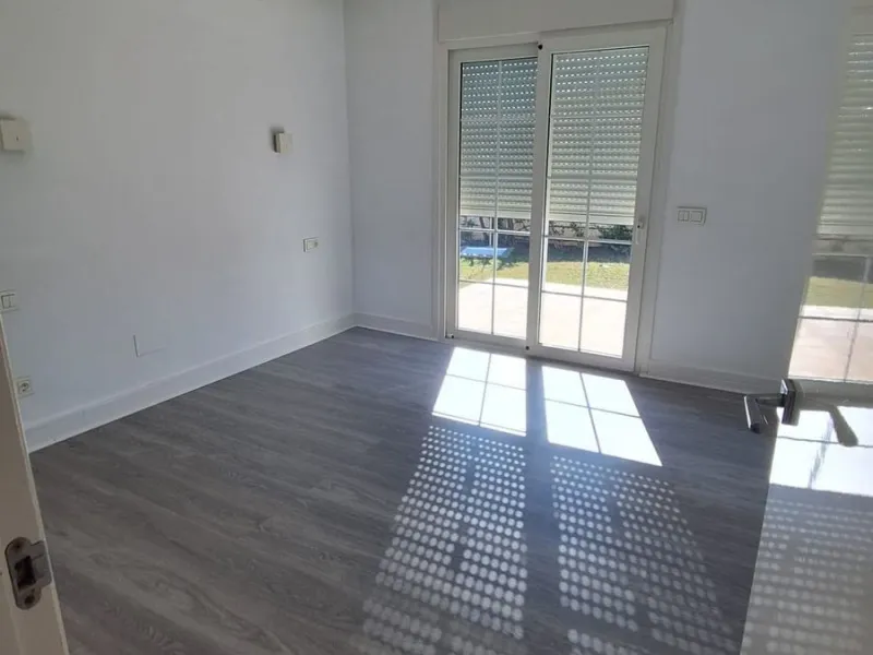 Lovely 3 Bedroom, 2 Bathroom Single-Level Villa/Bungalow with Sea Views | El Chaparral, Mijas Costa, Costa Del Sol.