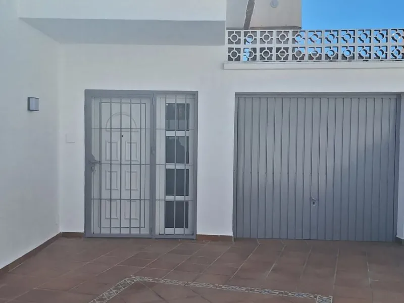 Lovely 3 Bedroom, 2 Bathroom Single-Level Villa/Bungalow with Sea Views | El Chaparral, Mijas Costa, Costa Del Sol.